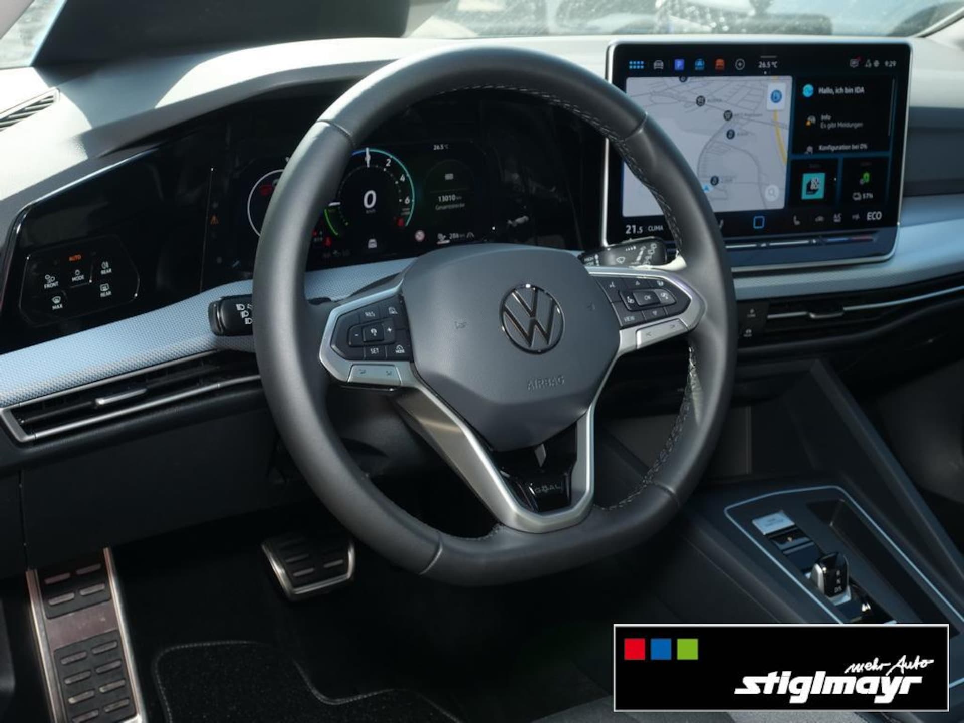 Volkswagen Golf Life