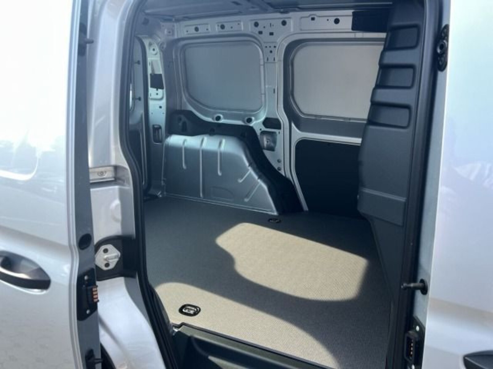 Volkswagen Caddy Cargo – Bild 16