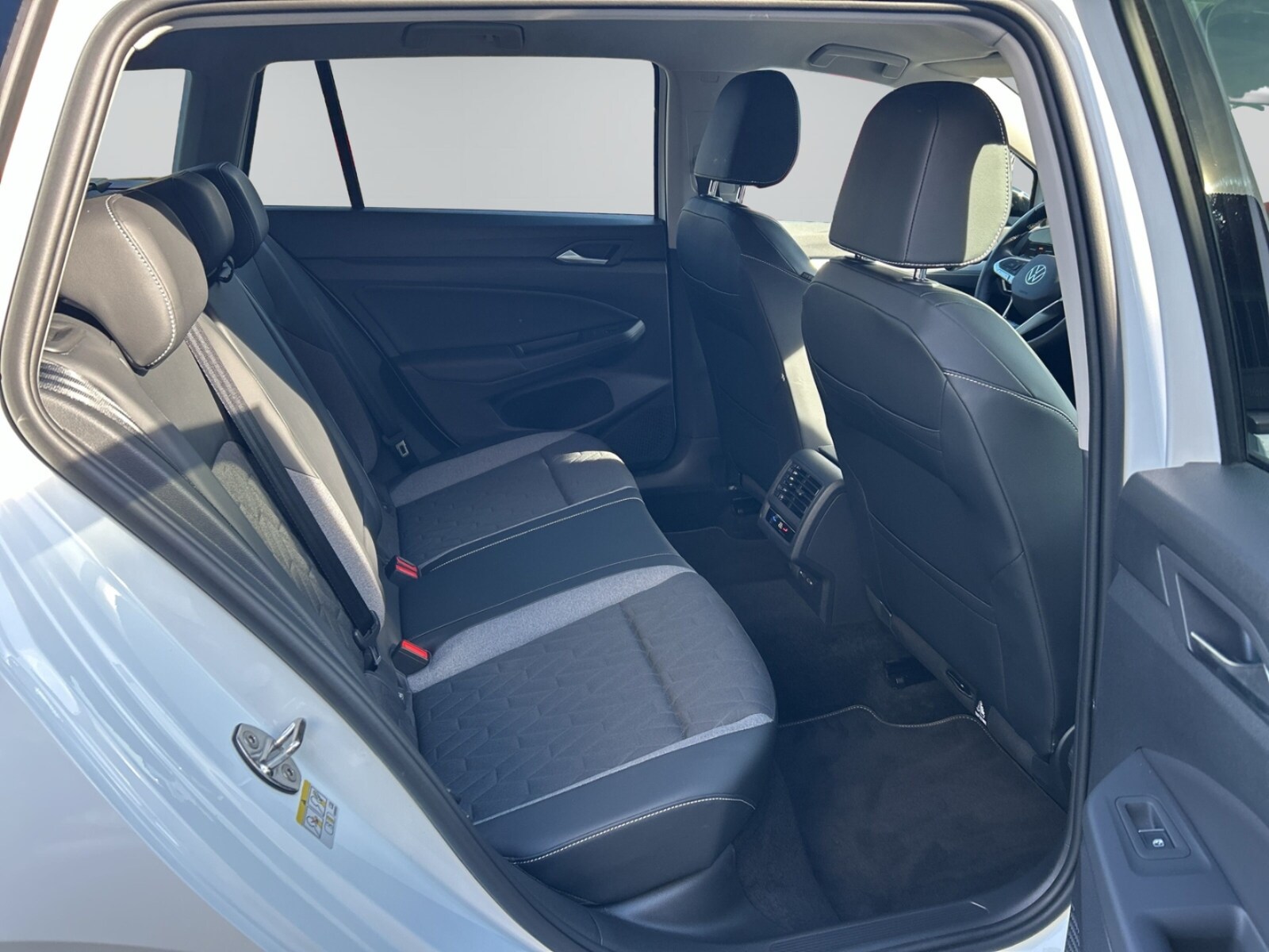 Volkswagen Golf Variant – Bild 10