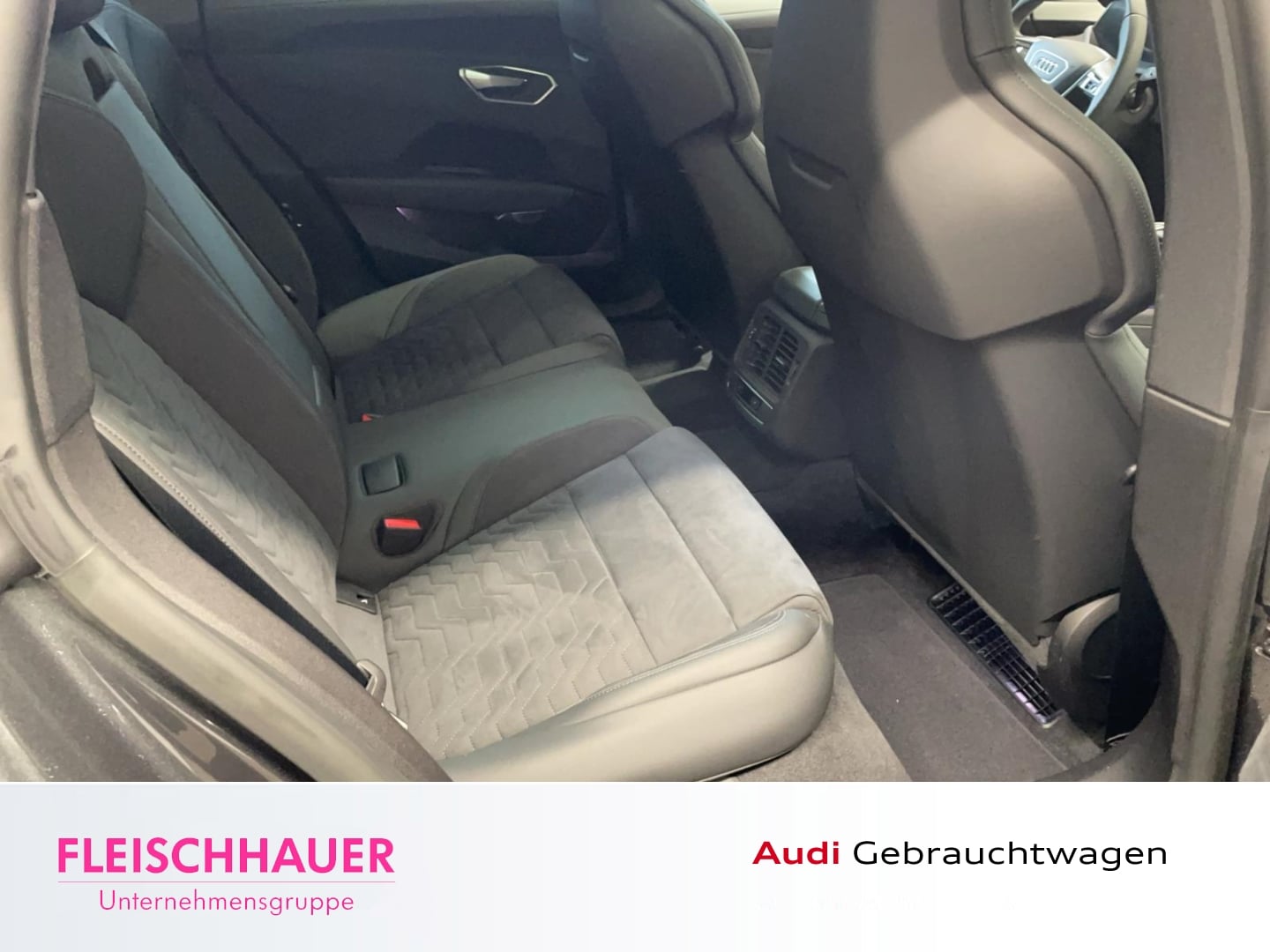 Bild über Audi e-tron GT e-tron quattro - für weitere Informationen kontaktieren Sie den Audi Partner
