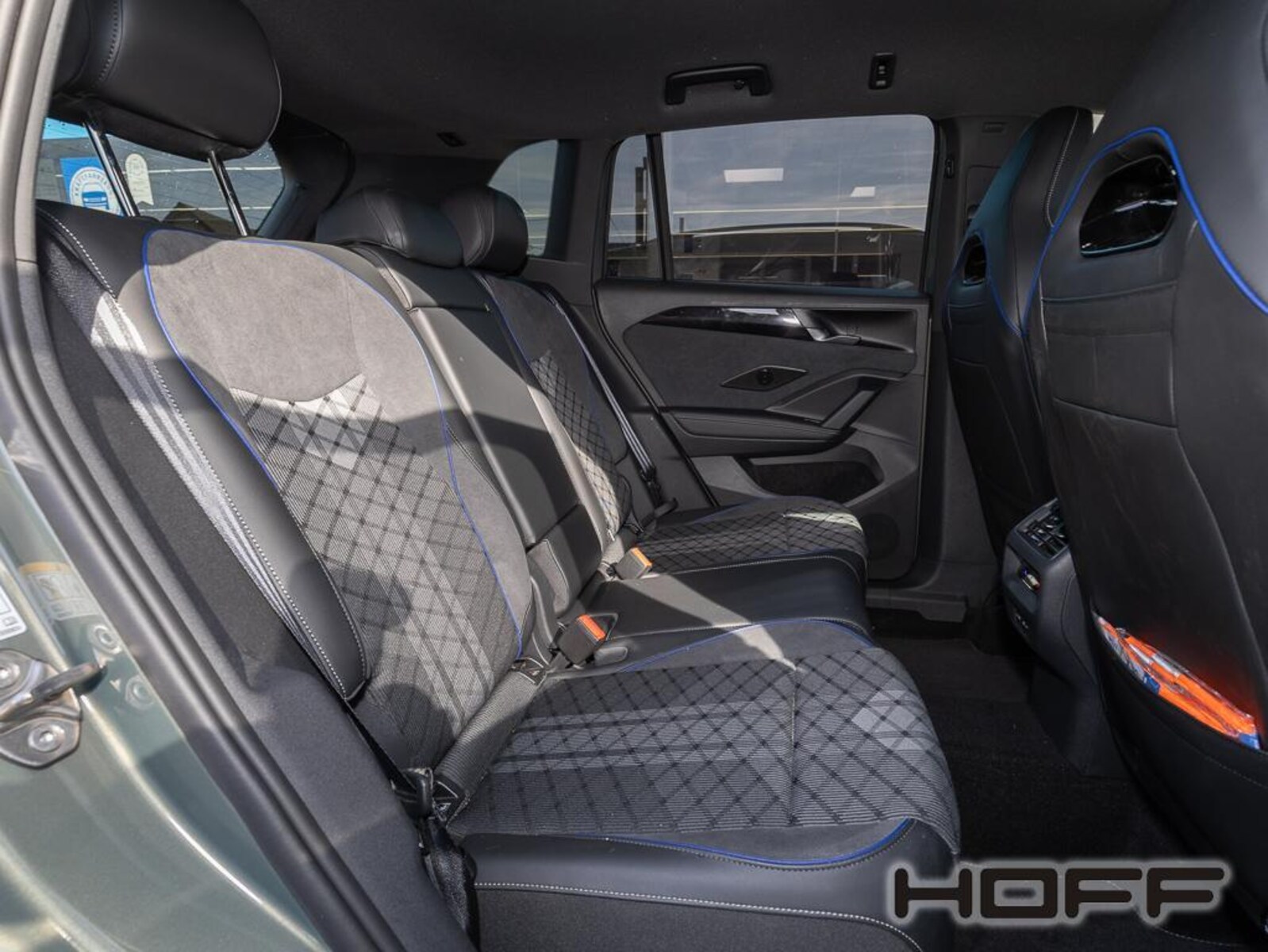 Volkswagen Tiguan – Bild 10