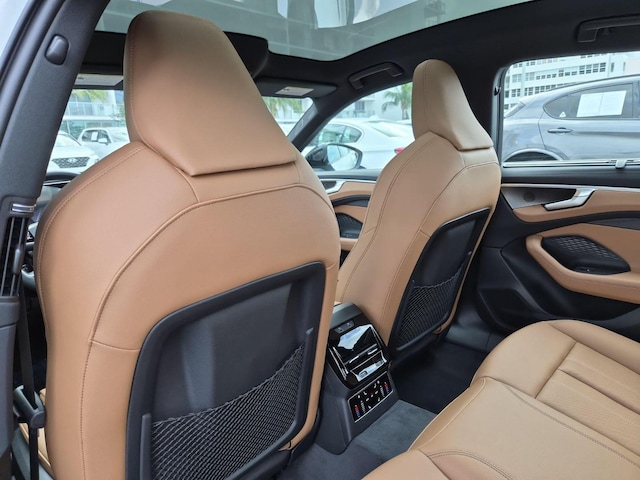 2026 Audi A6 Premium Plus - Photo 17