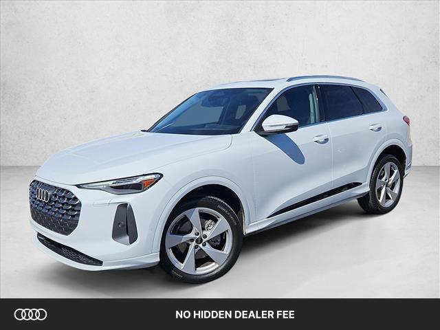 2025 Audi Q5 40 Premium Plus's photo