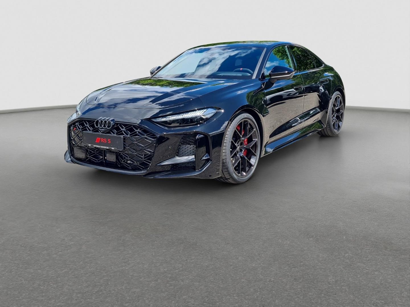 Bild über Audi RS 5 Limousine TFSI quattro 470 kW tiptronic - für weitere Informationen kontaktieren Sie den Audi Partner