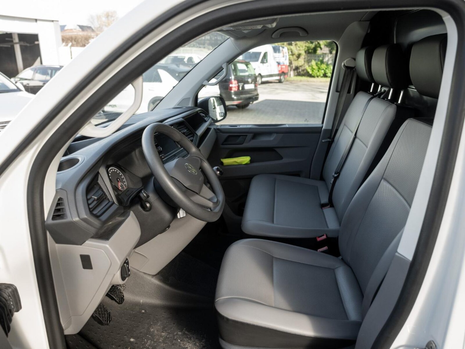 Volkswagen T6.1 Transporter Kasten kurzer Radstand – Bild 7