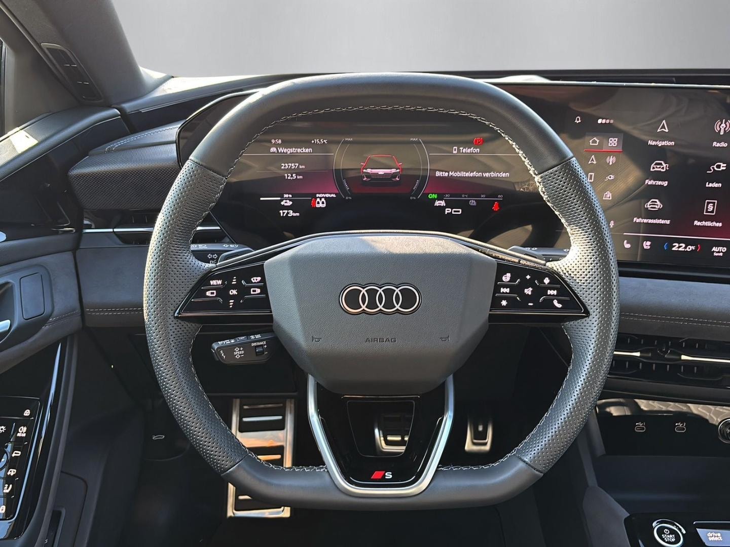 Bild über Audi A6 Avant e-tron e-tron quattro - für weitere Informationen kontaktieren Sie den Audi Partner