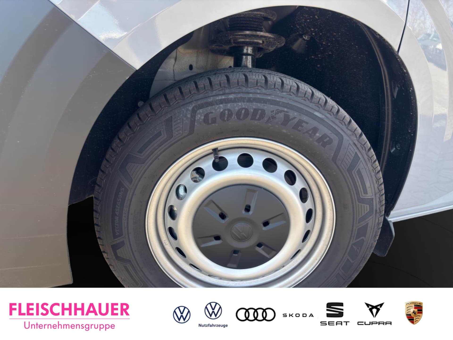 Volkswagen Transporter Kasten kurzer Radstand