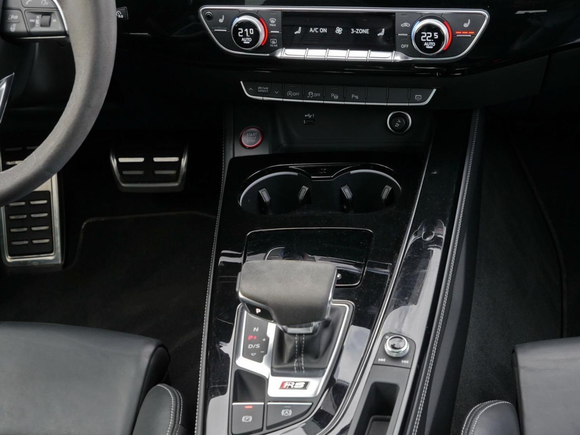 Audi RS 4 Avant