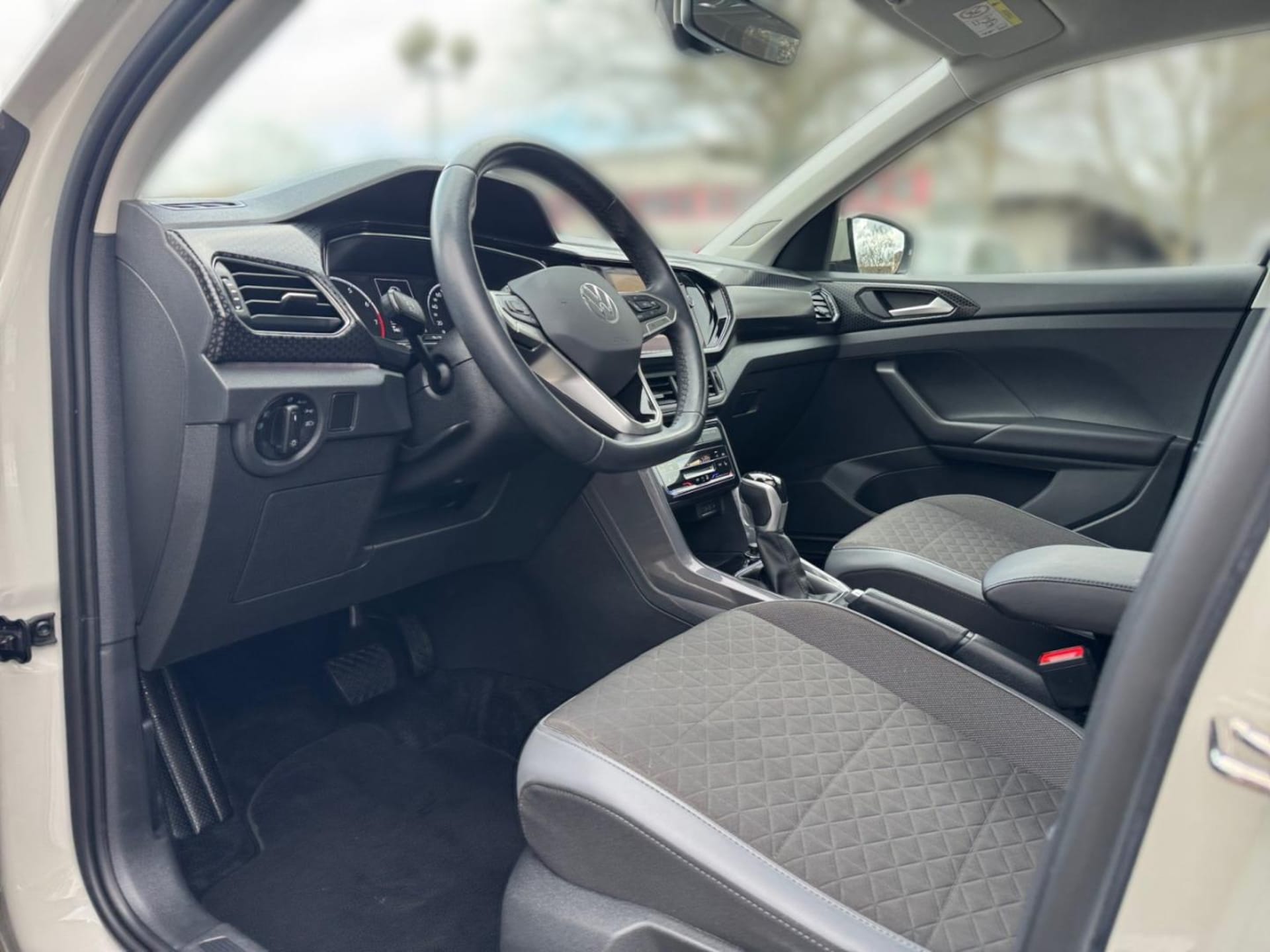 Volkswagen T-Cross Style