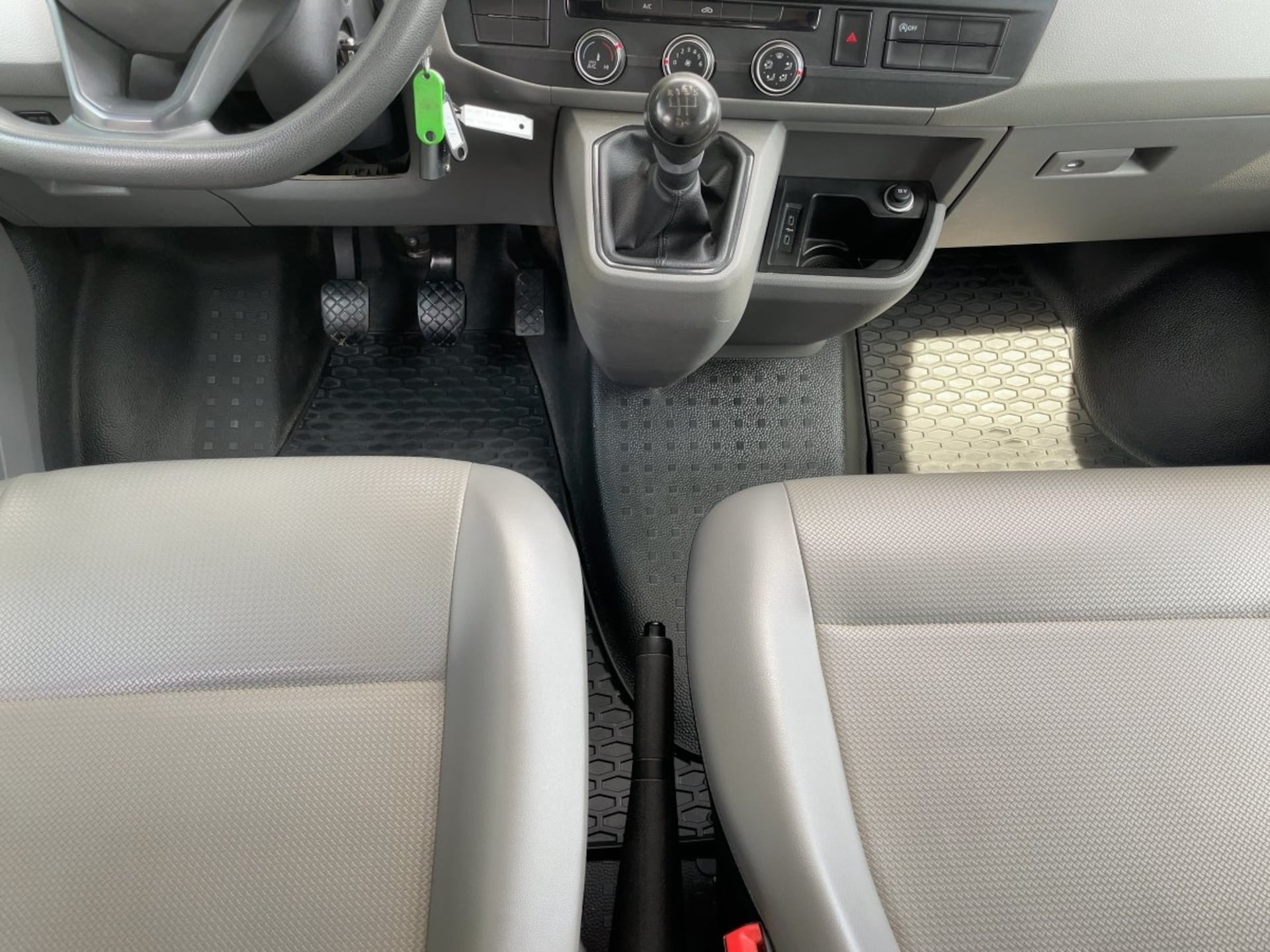 Volkswagen T6.1 Transporter Pritschenwagen Doppelkabine