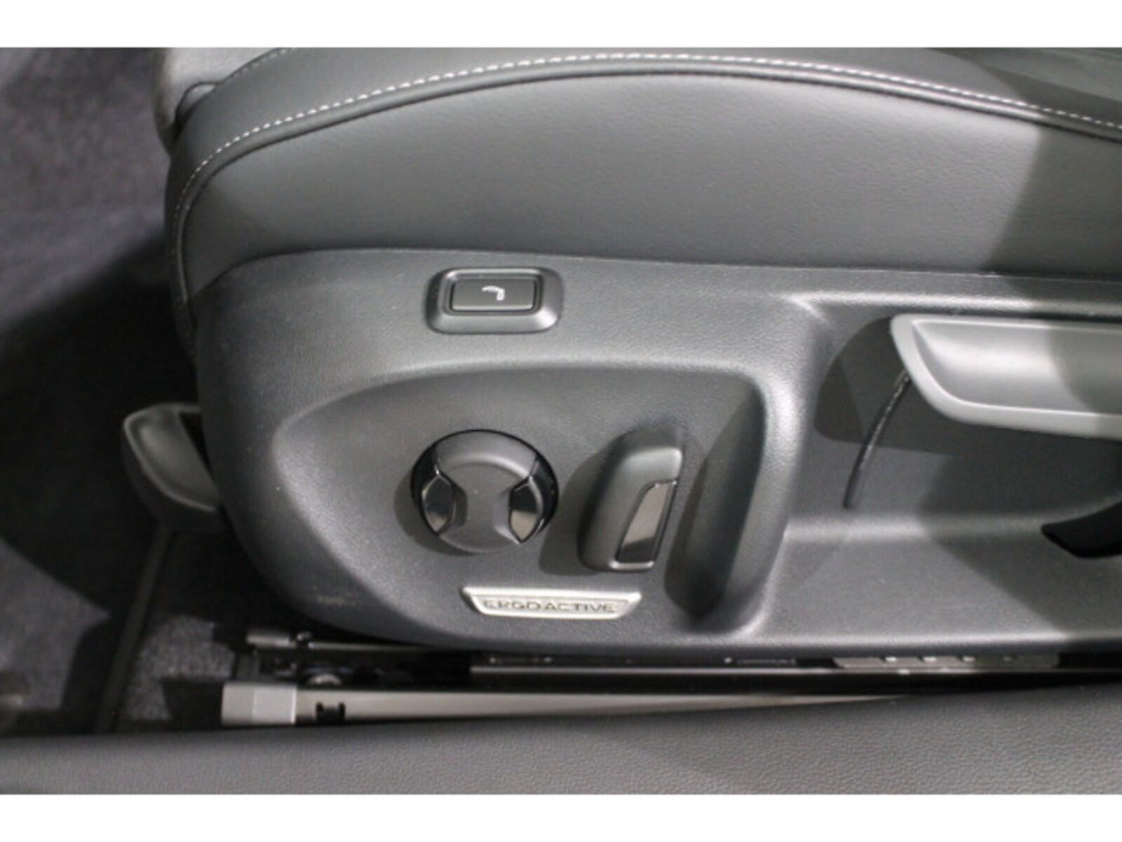 Volkswagen Passat – Bild 12