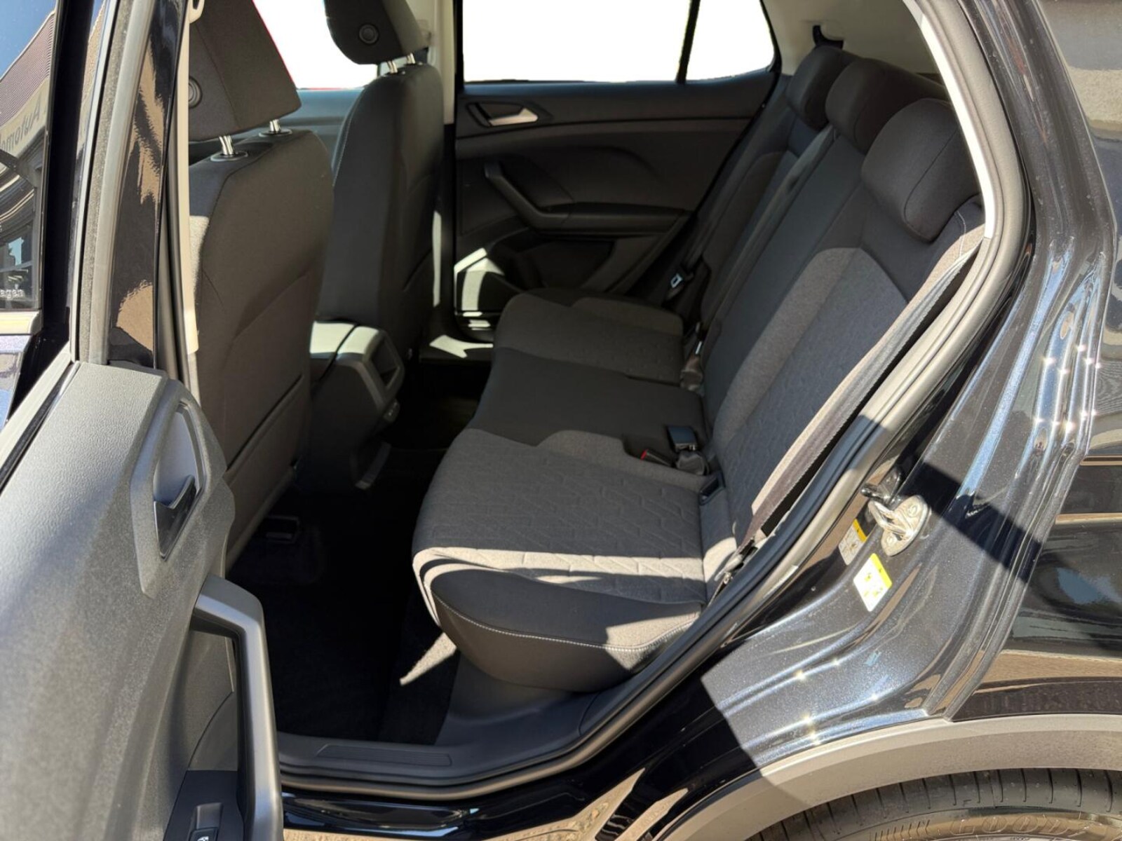 Volkswagen T-Cross – Bild 12