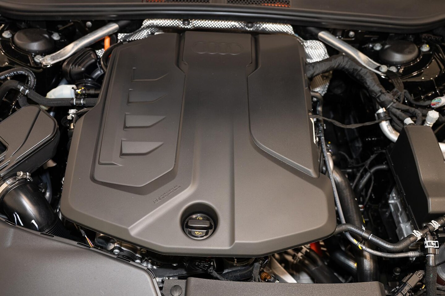 Image about Audi A5 Sedan TFSI e e-hybrid quattro 270 kW S tronic