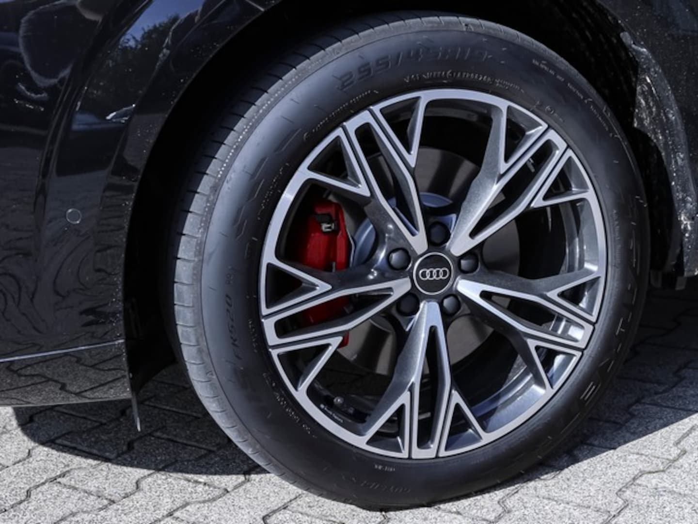 Bild über Audi Q3 SUV e-hybrid e-hybrid 200 kW S tronic - für weitere Informationen kontaktieren Sie den Audi Partner