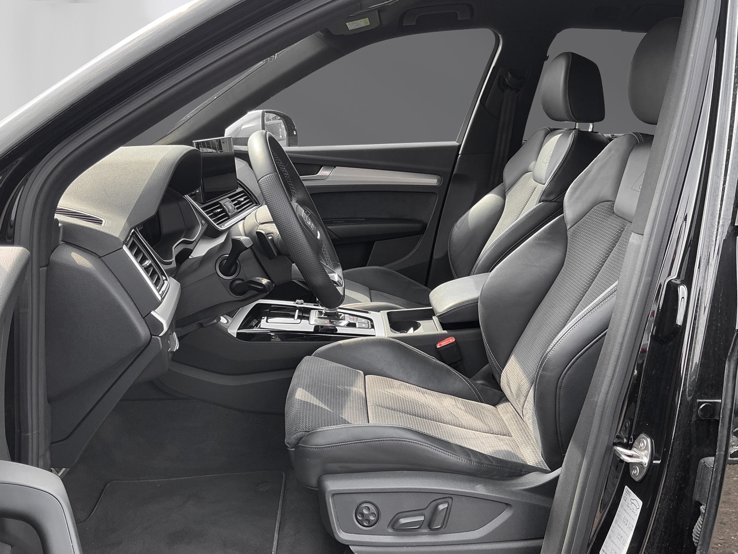 Image about Audi SQ5 TDI tiptronic