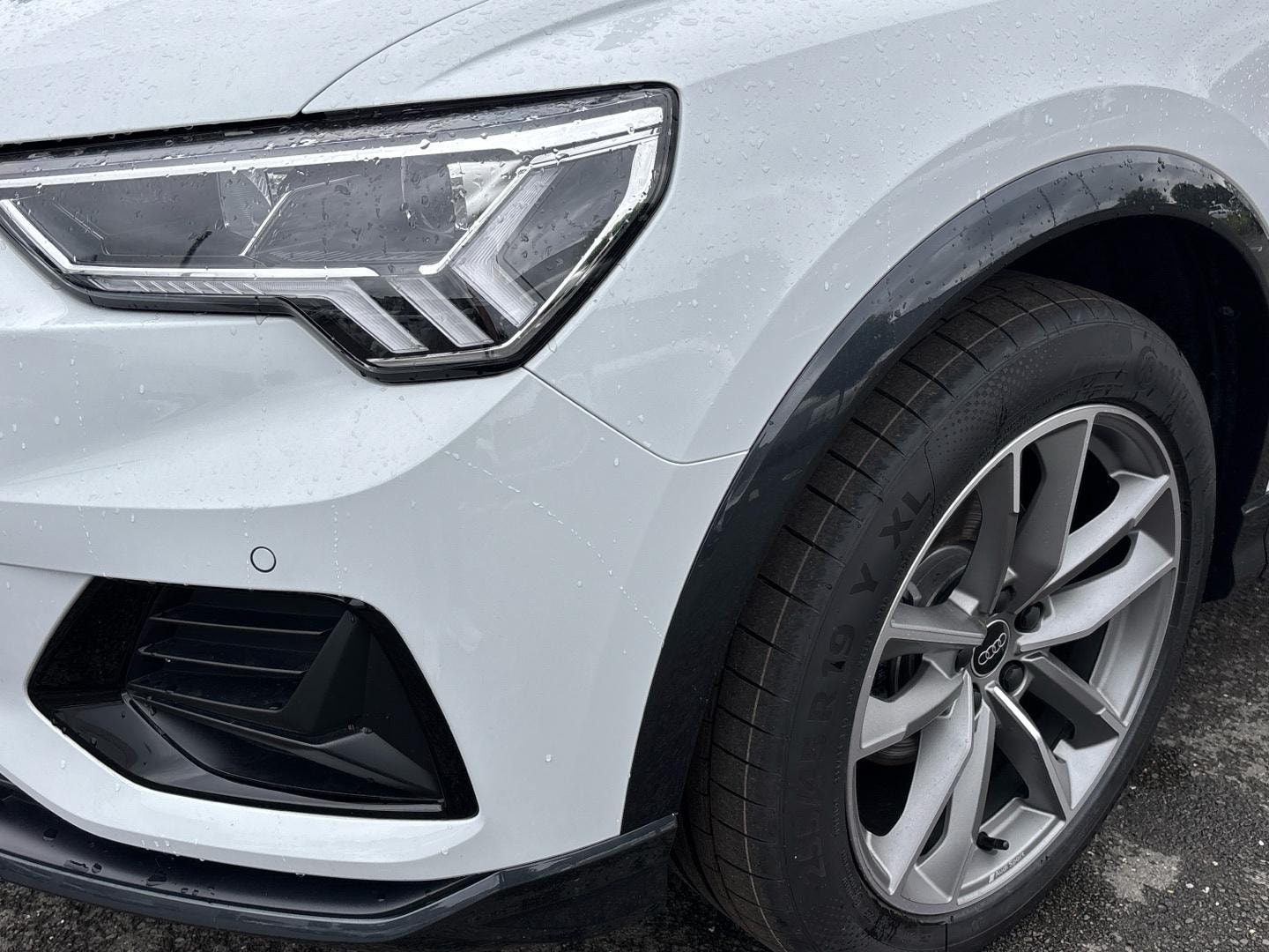 Bild über Audi Q3 TFSI 110 kW S tronic - für weitere Informationen kontaktieren Sie den Audi Partner