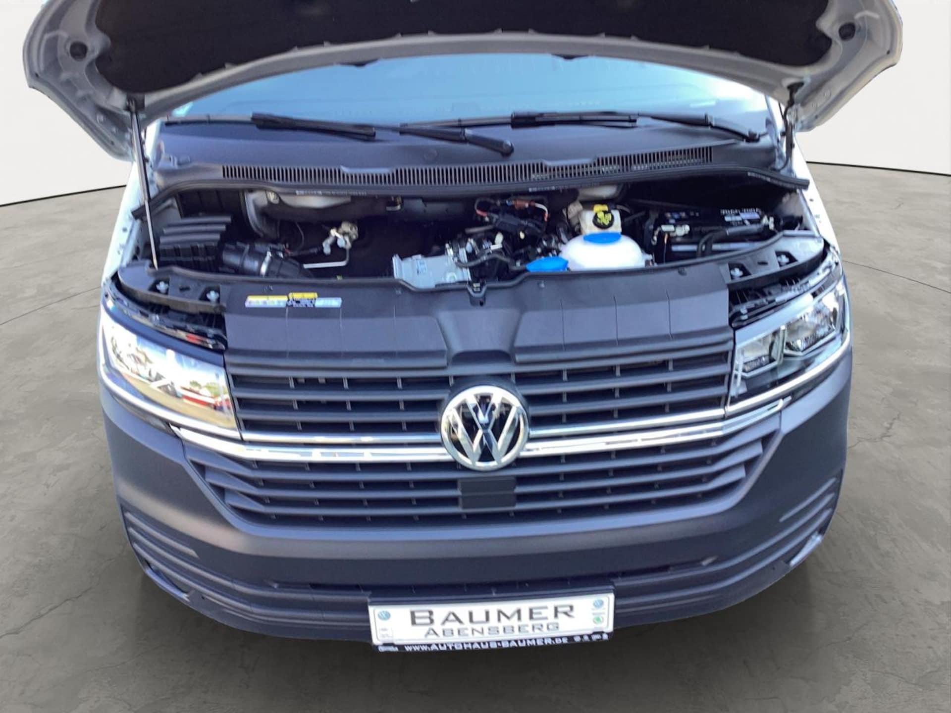 Volkswagen T6.1 Transporter Kasten langer Radstand