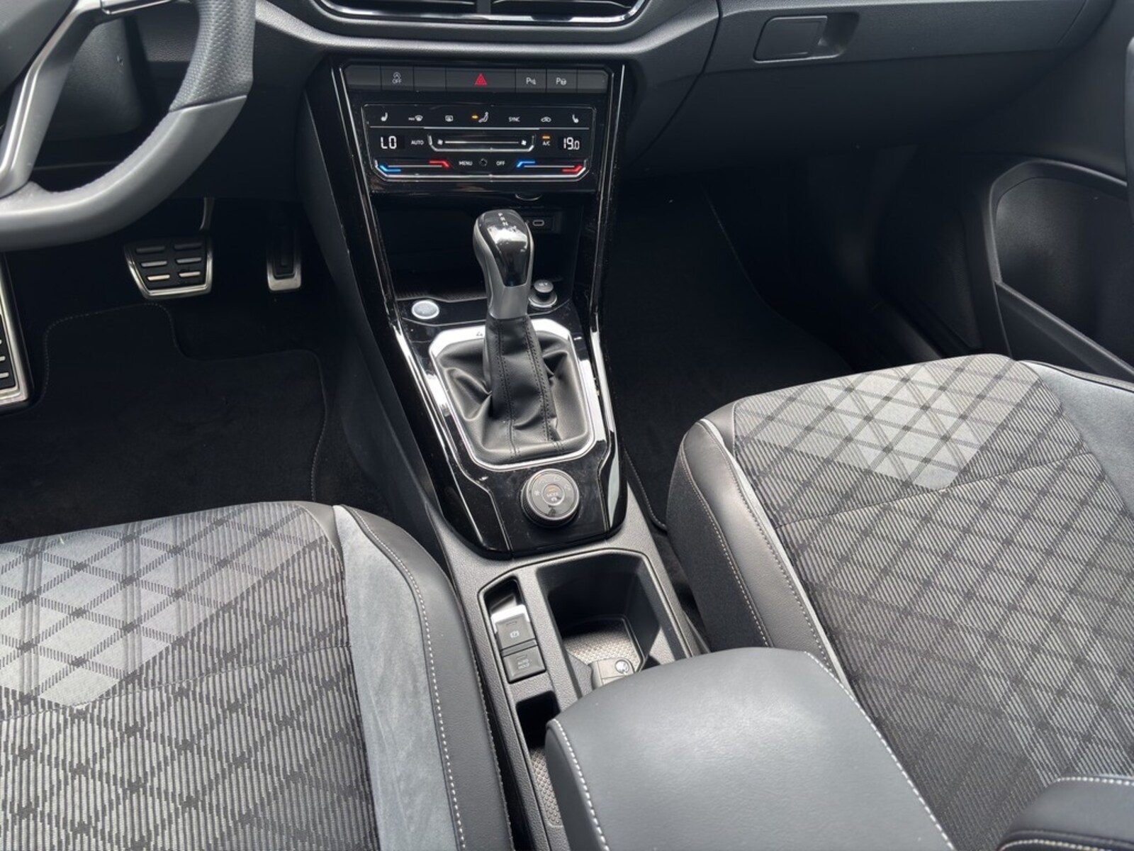 Volkswagen T-Roc – Bild 12
