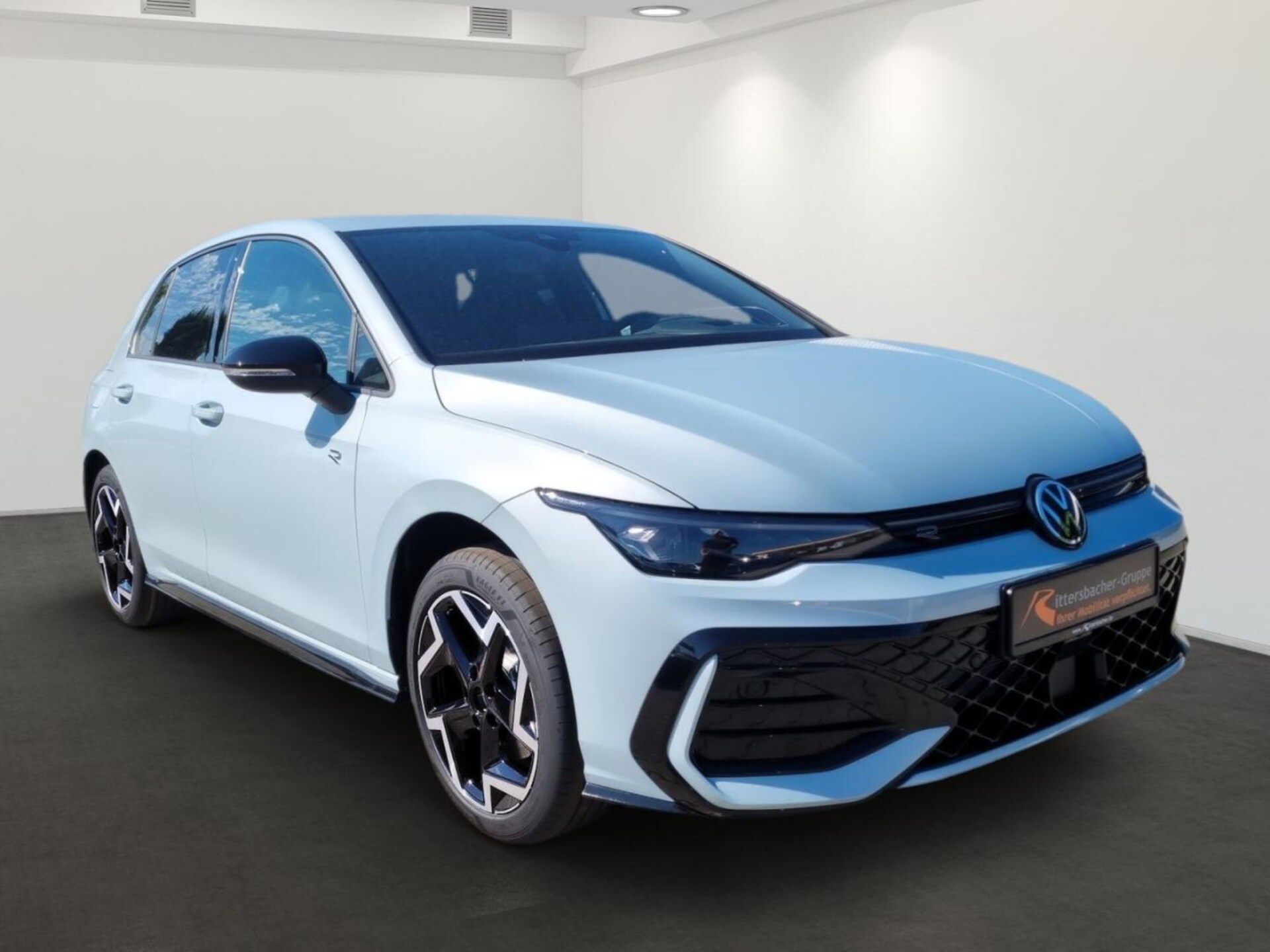 Volkswagen Golf R-Line