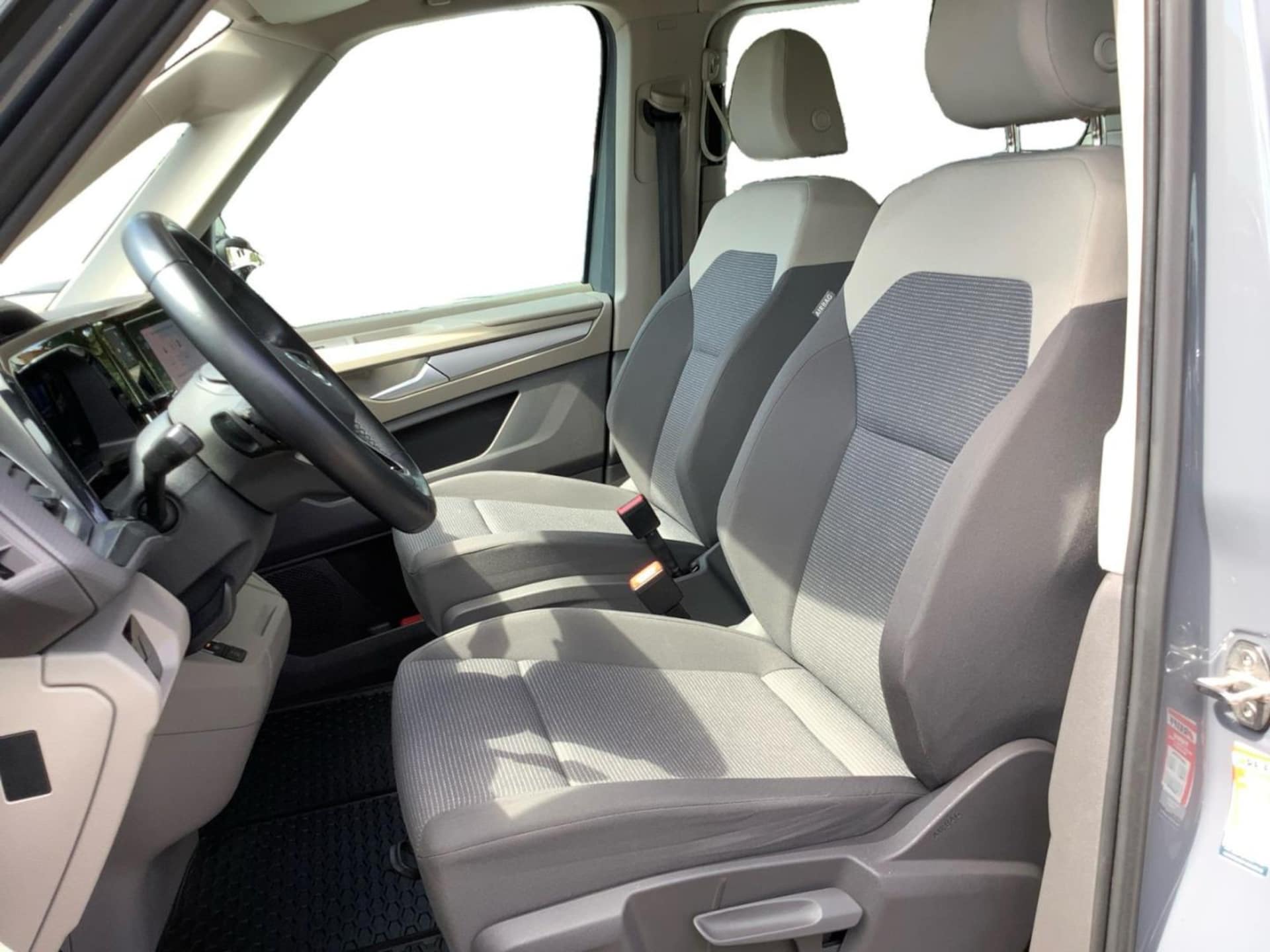 Volkswagen Multivan Basis-Modell