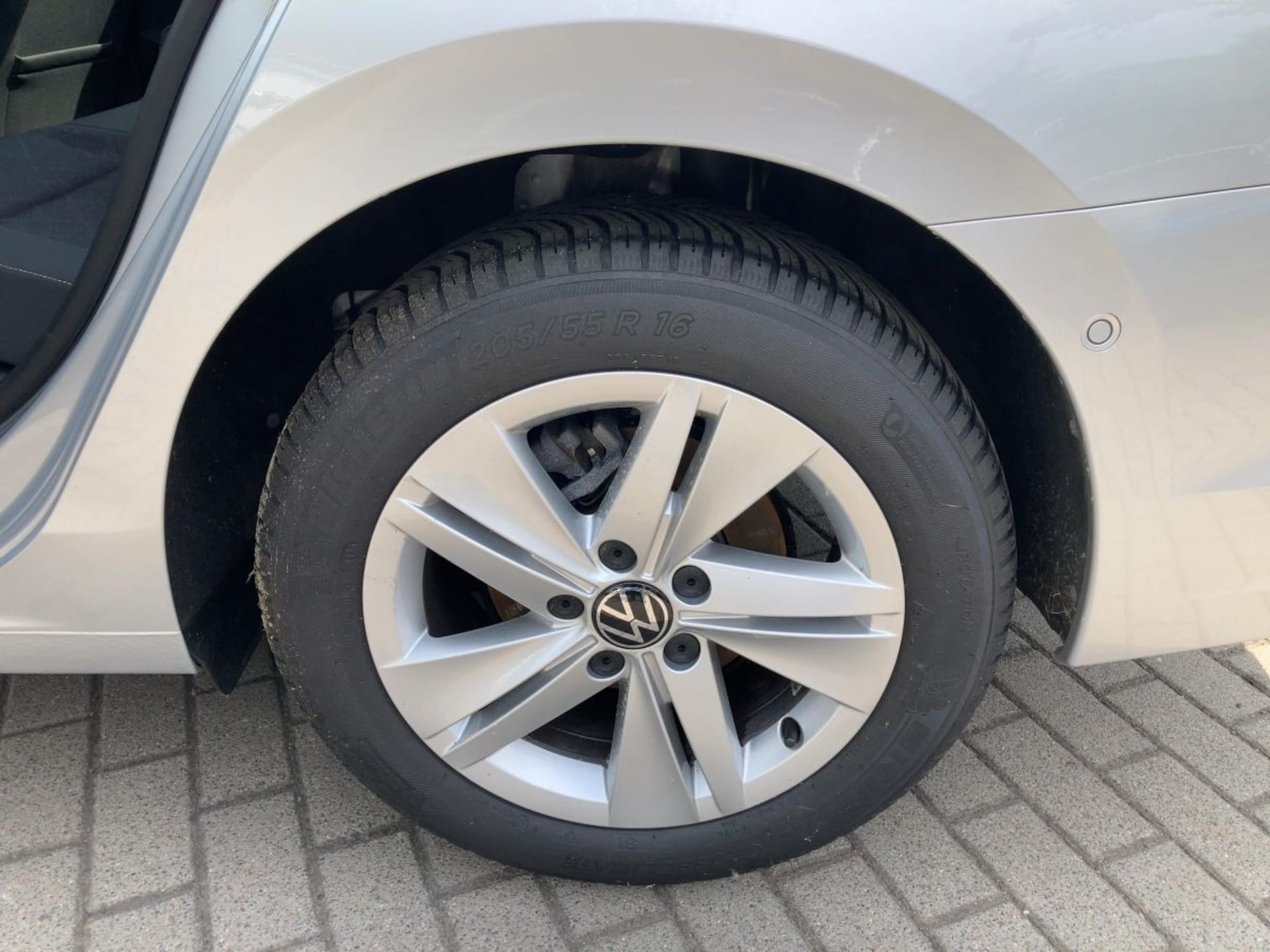 Volkswagen Golf Variant Life