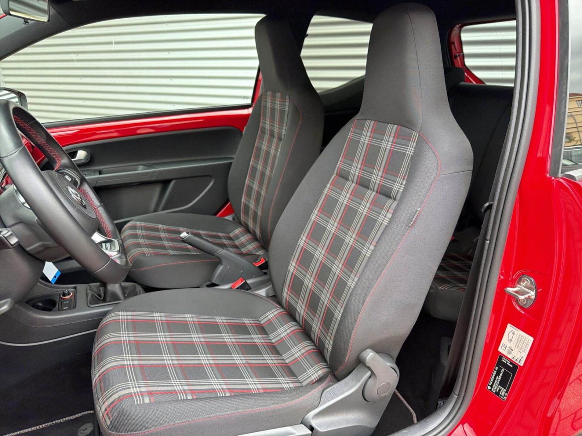 Volkswagen up! GTI