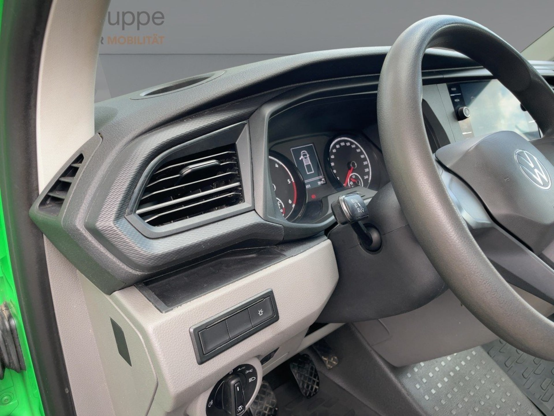 Volkswagen T6.1 Transporter Pritschenwagen Doppelkabine