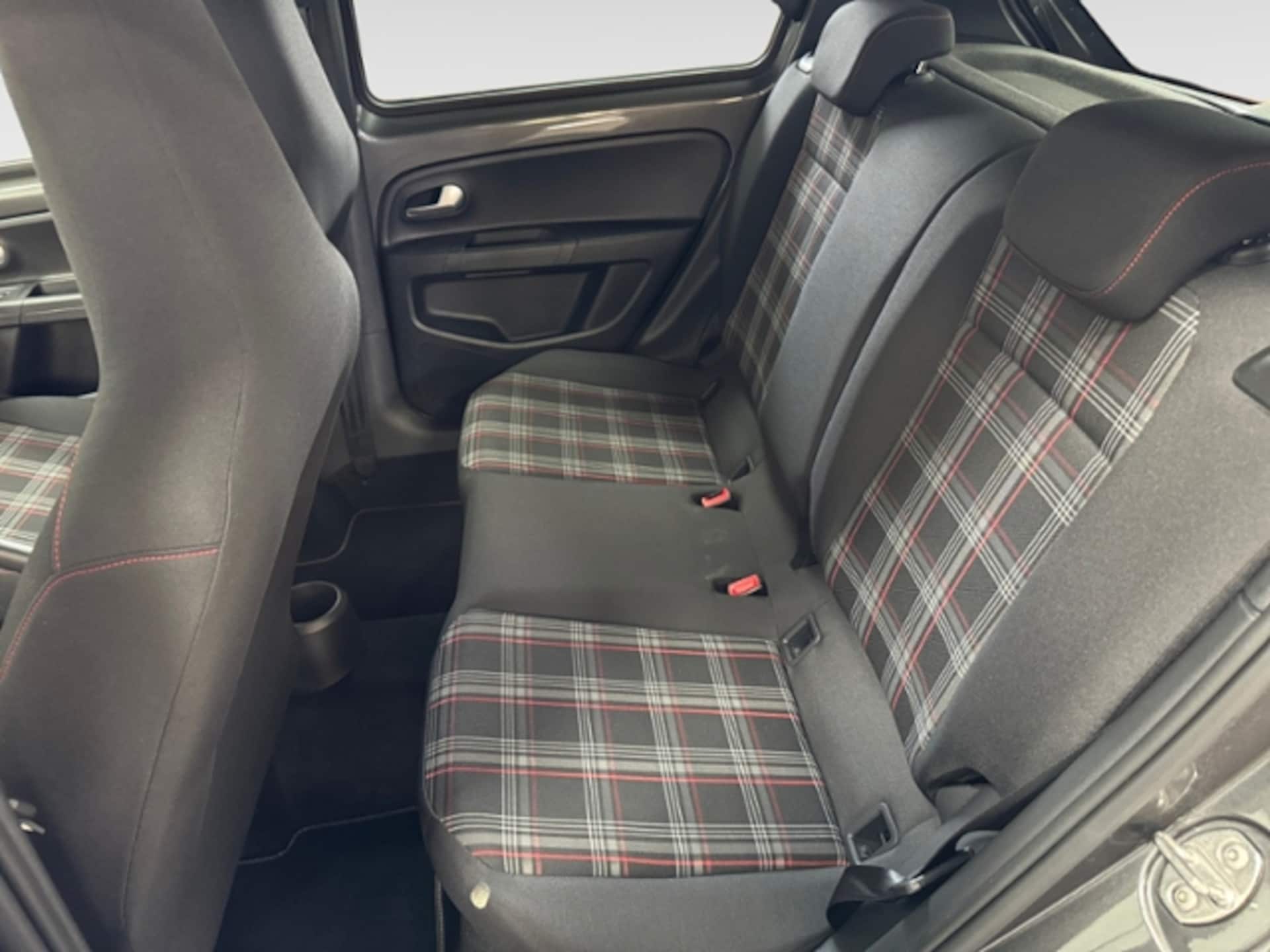 Volkswagen up! GTI