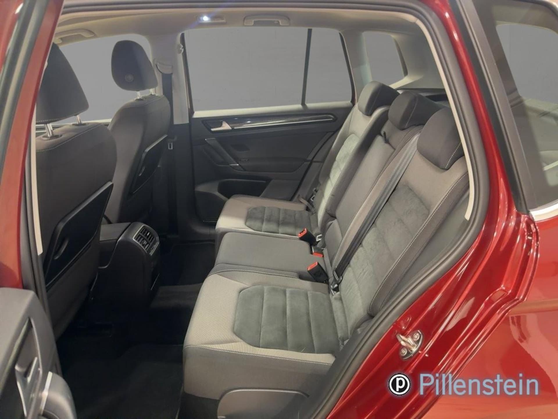 Volkswagen Golf Sportsvan Highline