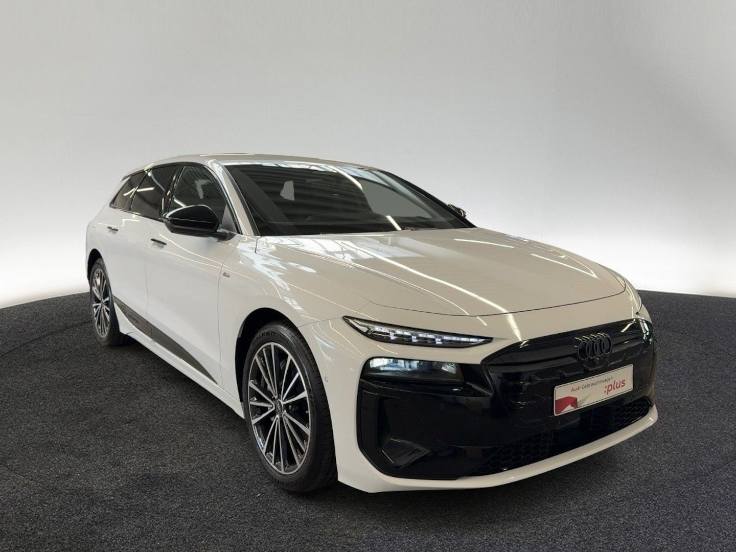 Bild über Audi A6 Avant e-tron S line business e-tron quattro 315 kW - für weitere Informationen kontaktieren Sie den Audi Partner