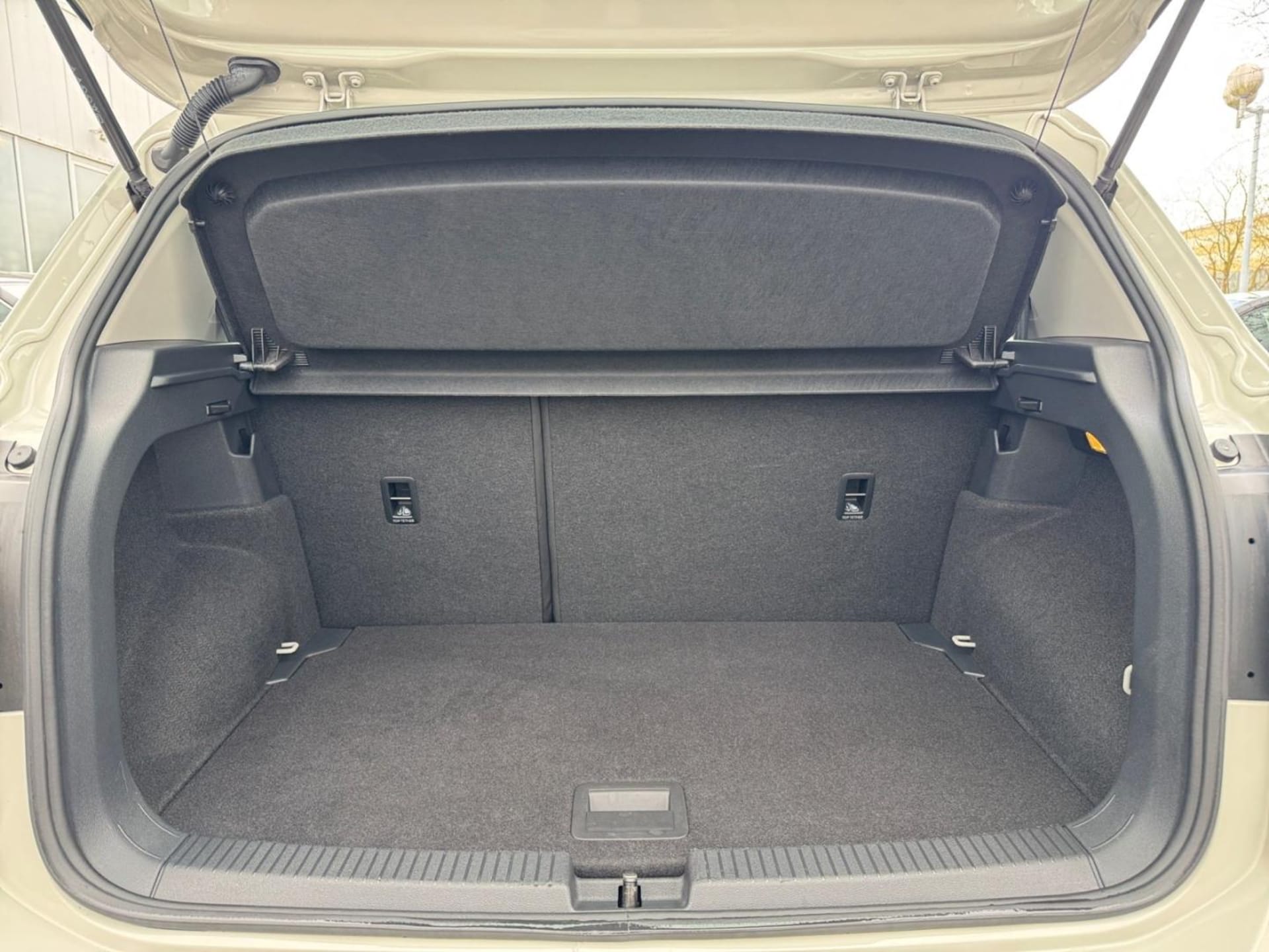 Volkswagen T-Cross Style