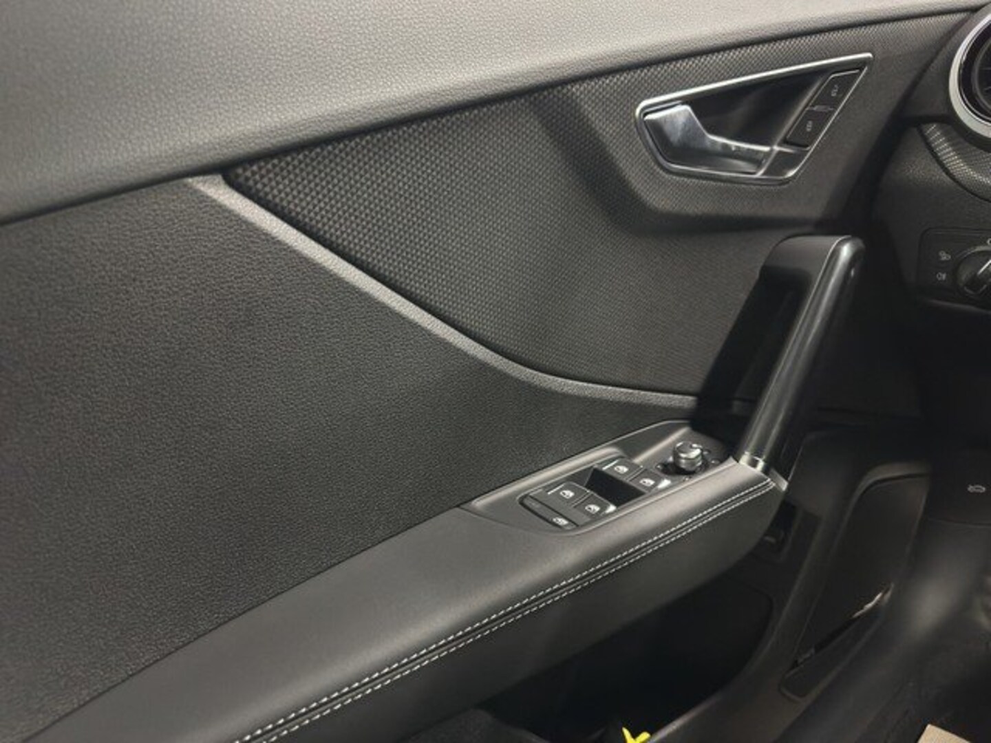 Bild über Audi Q2 S line 35 TFSI S tronic - für weitere Informationen kontaktieren Sie den Audi Partner