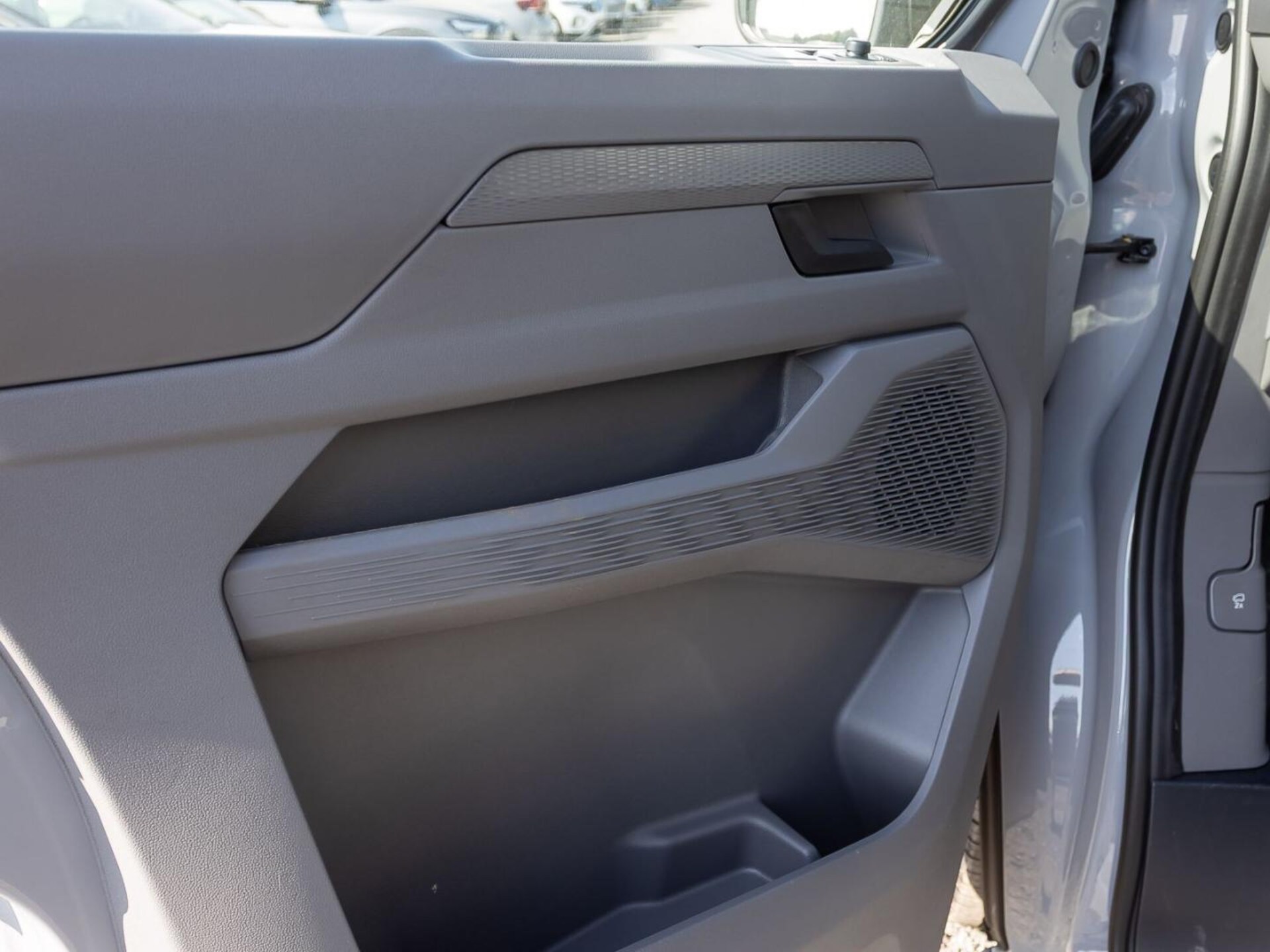 Volkswagen Transporter Kasten langer Radstand