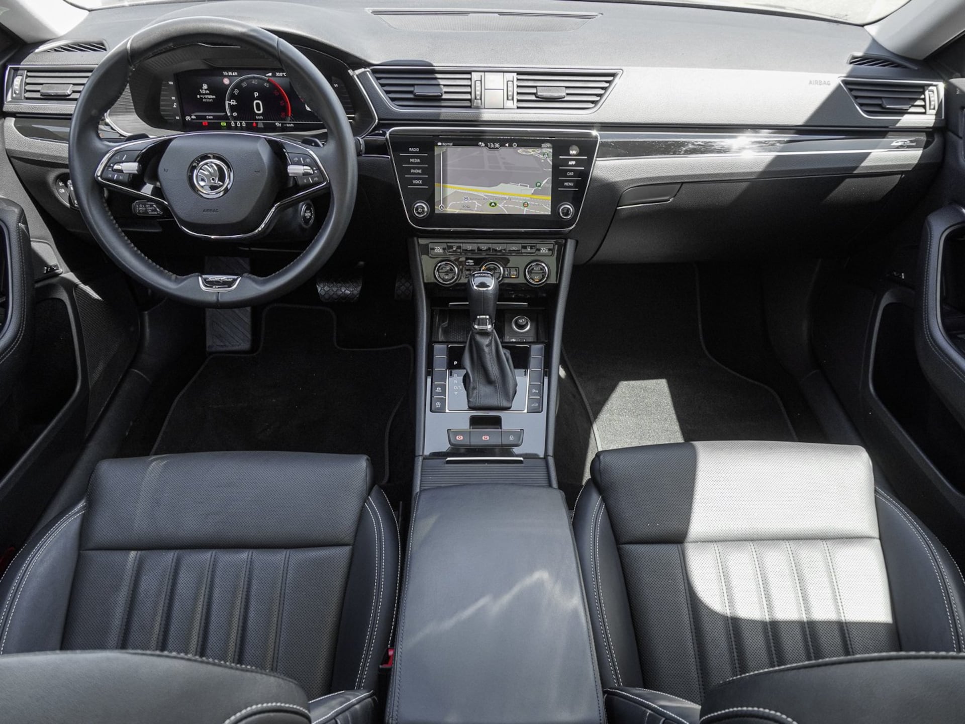 Skoda Superb Combi Laurin & Klement
