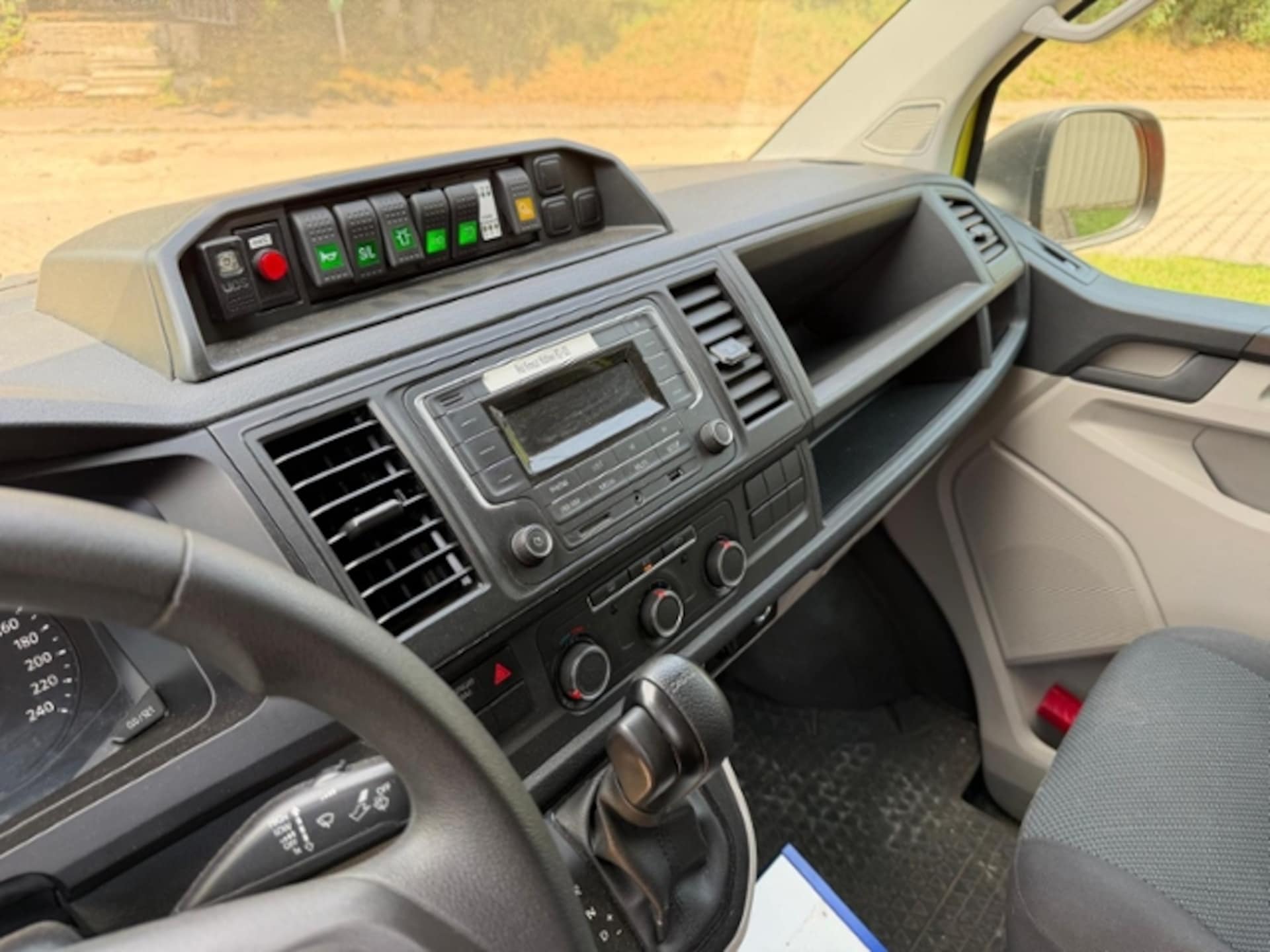Volkswagen T6 Transporter Kombi kurzer Radstand