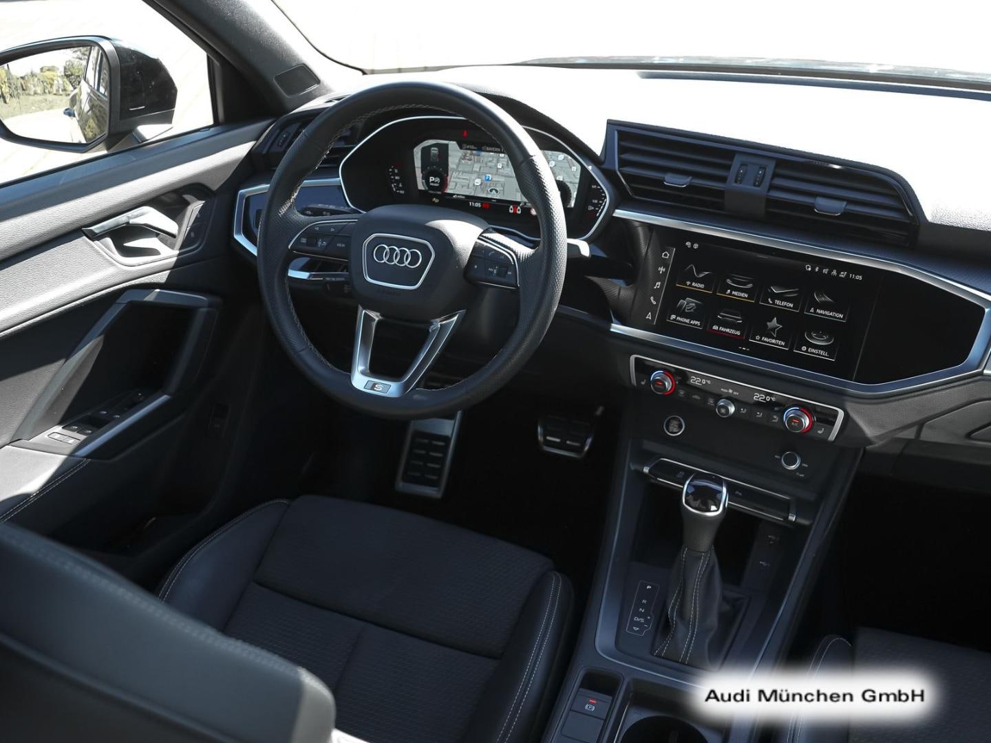 Bild über Audi Q3 S line 40 TFSI quattro S tronic - für weitere Informationen kontaktieren Sie den Audi Partner