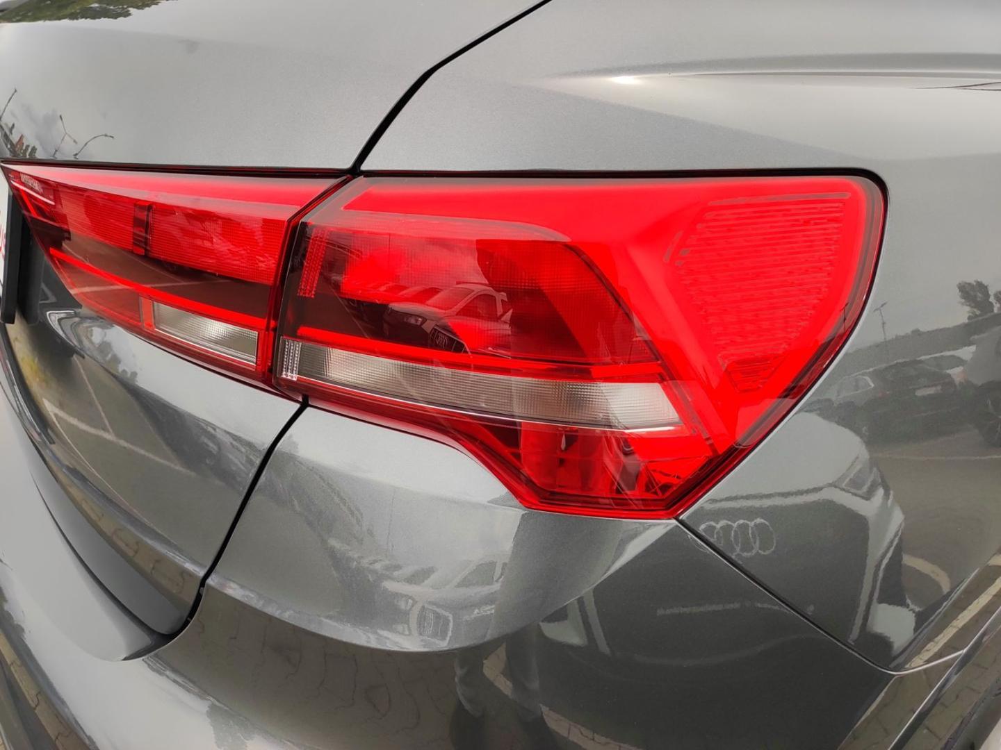 Image about Audi Q3 35 TFSI S tronic
