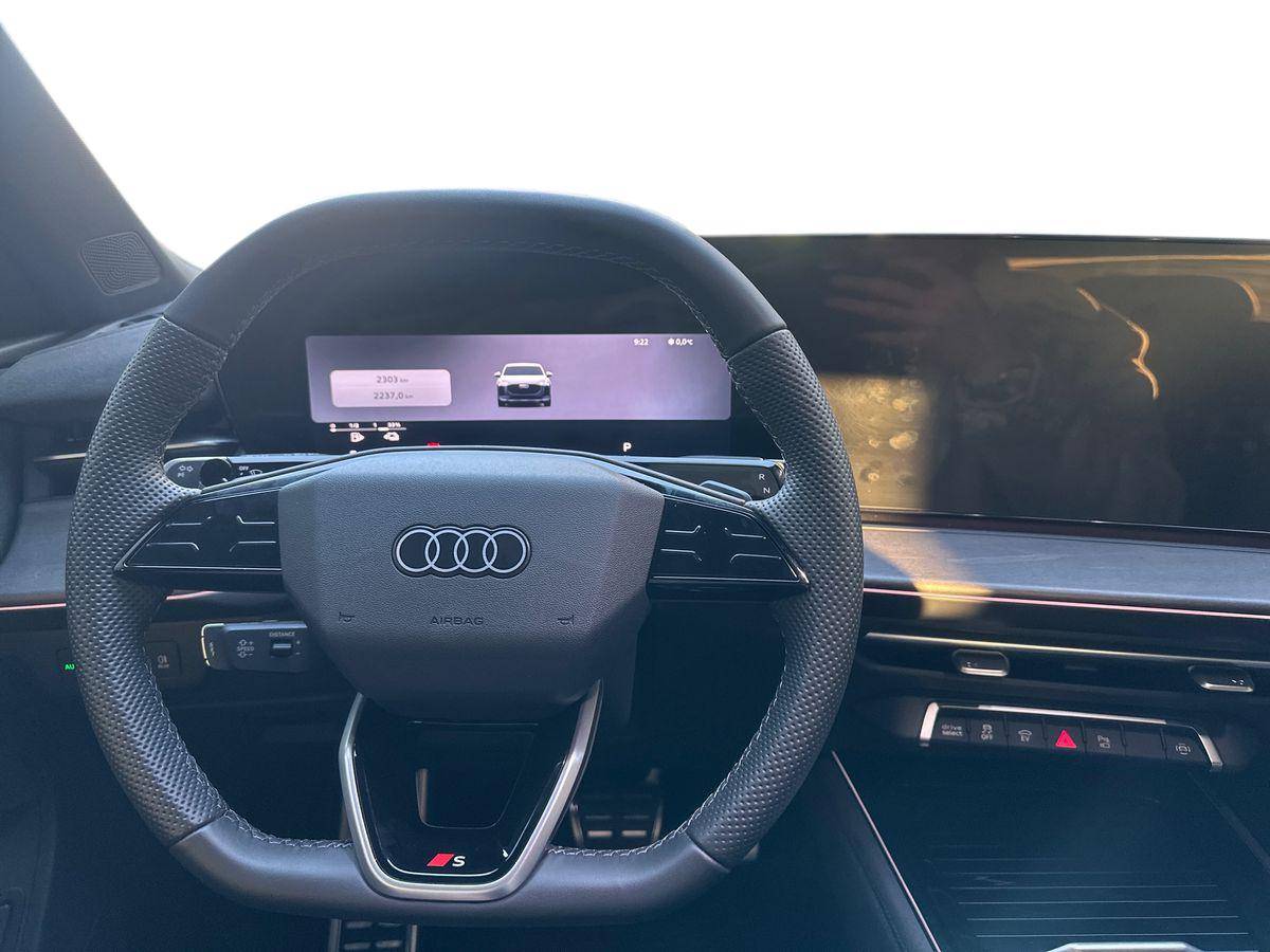 Image about Audi Q3 Sportback e-hybrid Design e-hybrid 272 ch S tronic