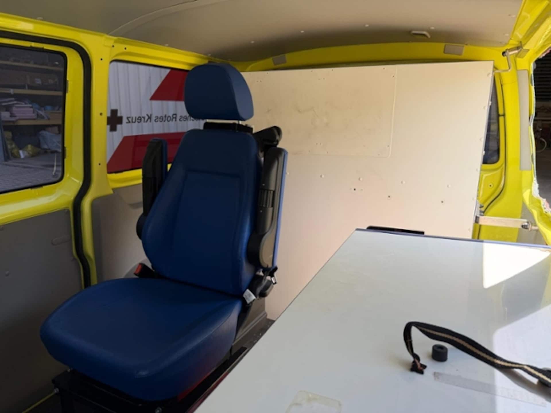 Volkswagen T6 Transporter Kombi kurzer Radstand