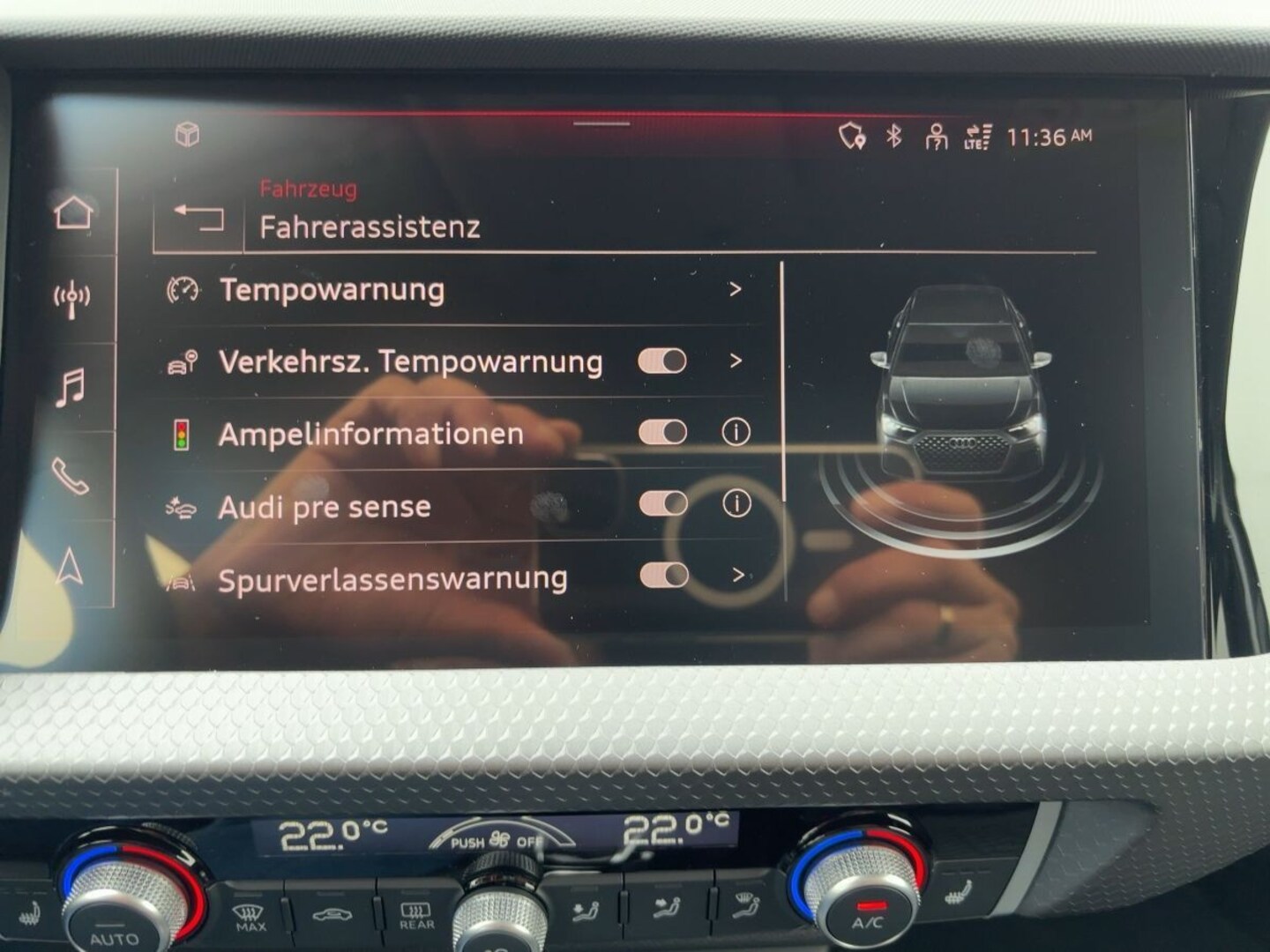 Bild über Audi A1 Sportback S line 25 TFSI S tronic - für weitere Informationen kontaktieren Sie den Audi Partner