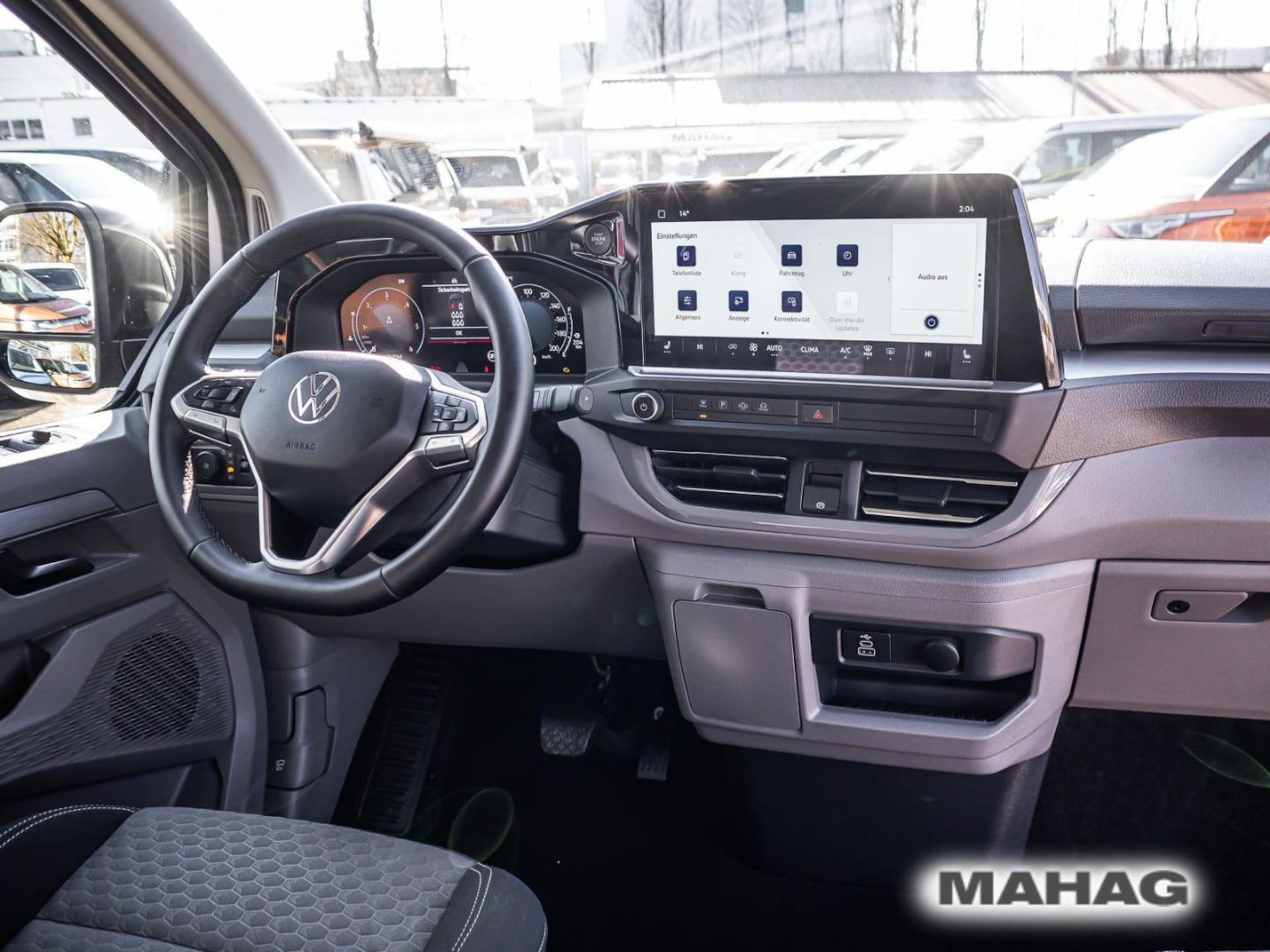 Volkswagen Caravelle Life