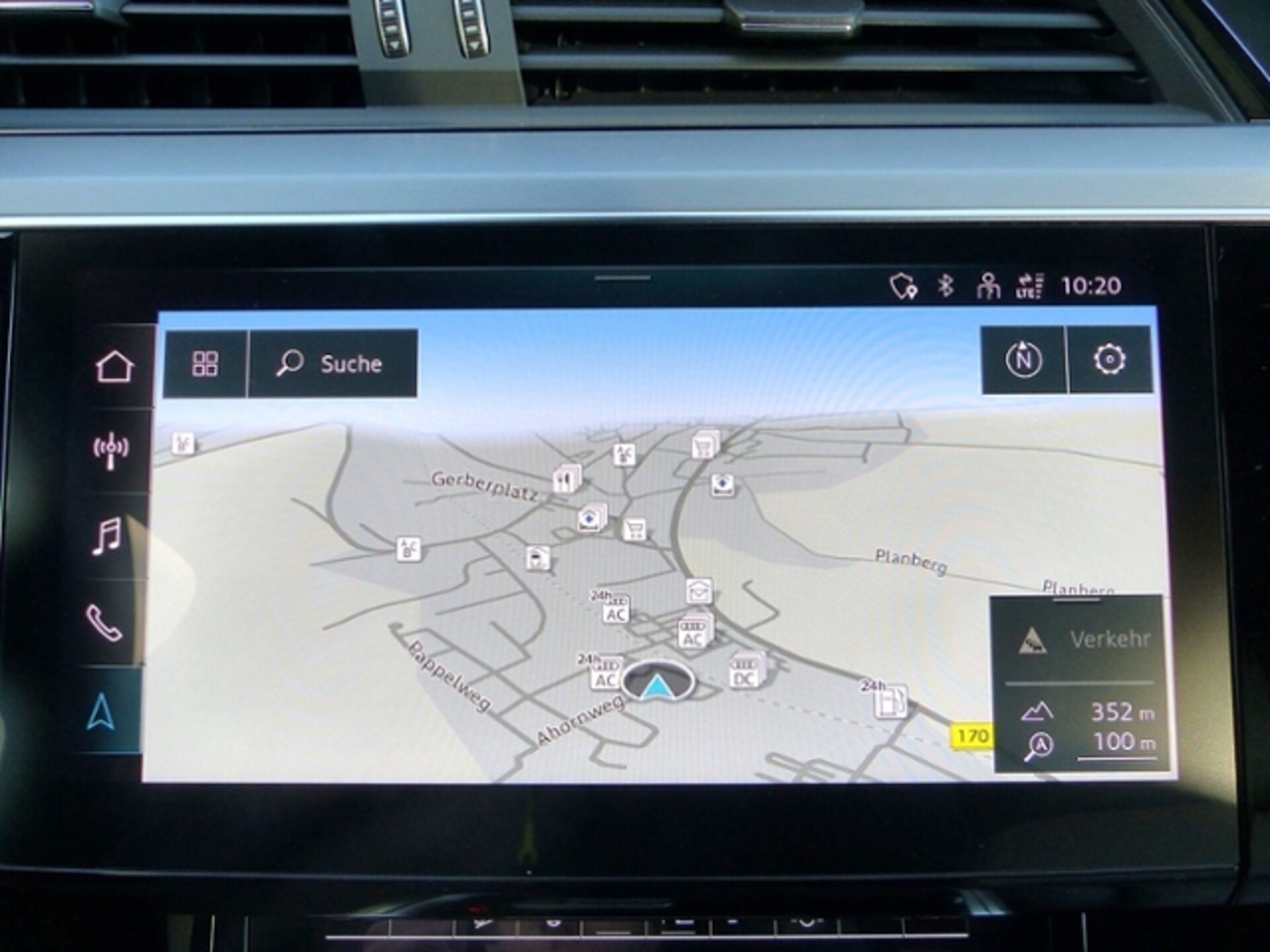 Audi e-tron S line