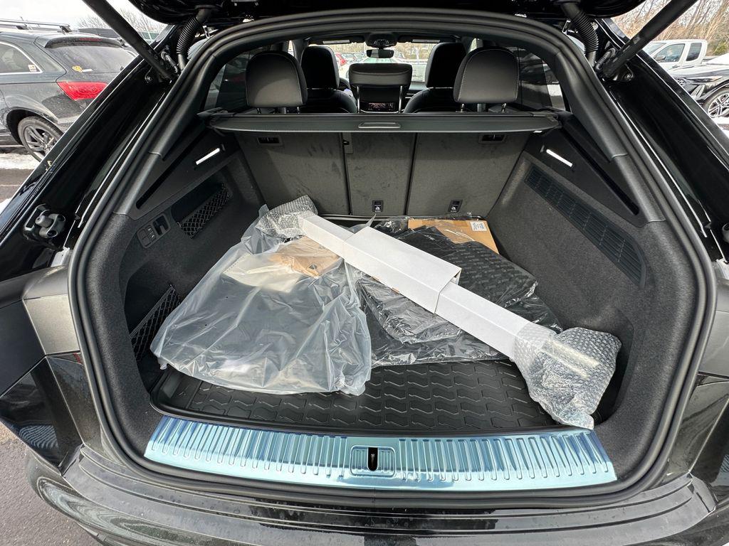 2026 Audi Q8 Premium Plus - Photo 27