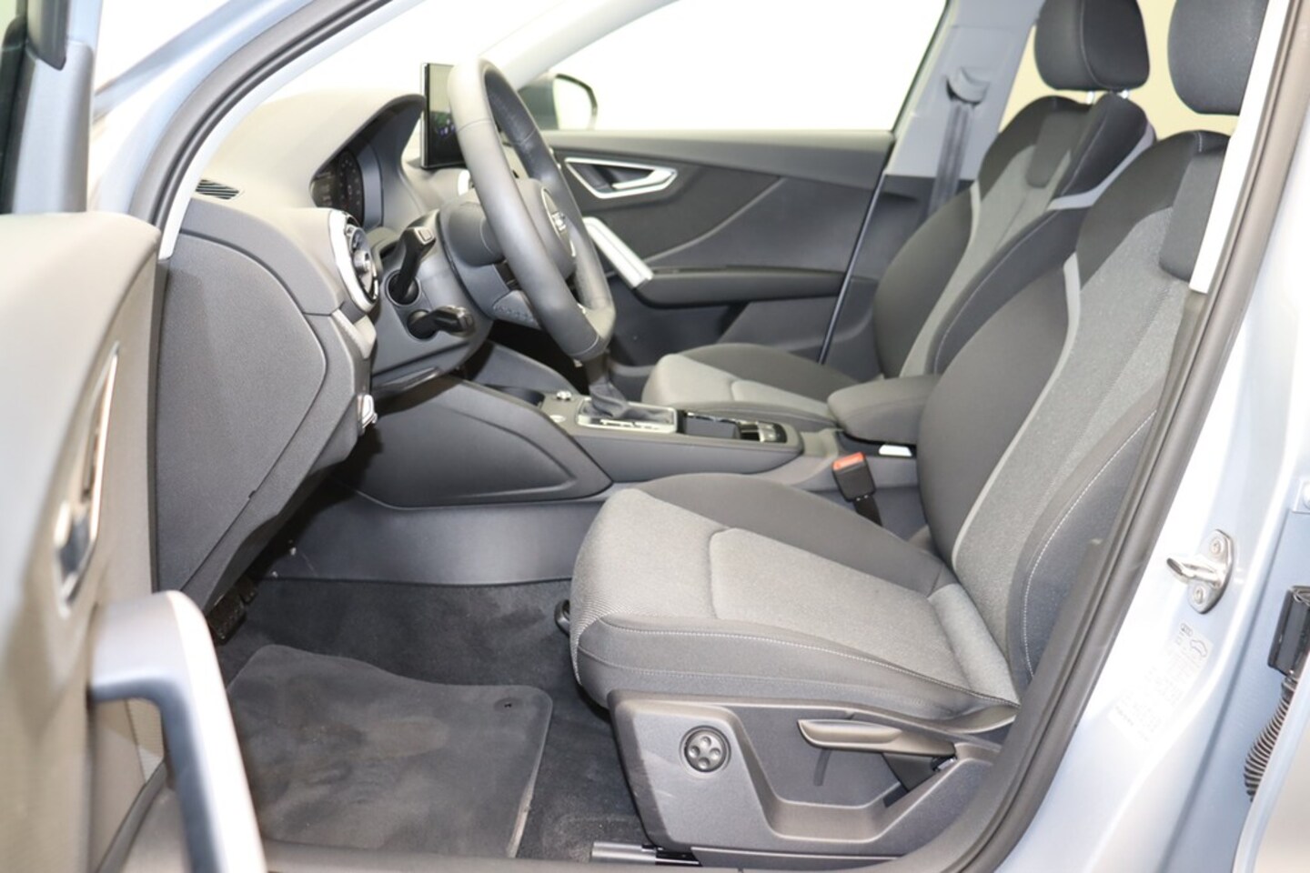 Bild über Audi Q2 advanced 35 TFSI S tronic - für weitere Informationen kontaktieren Sie den Audi Partner