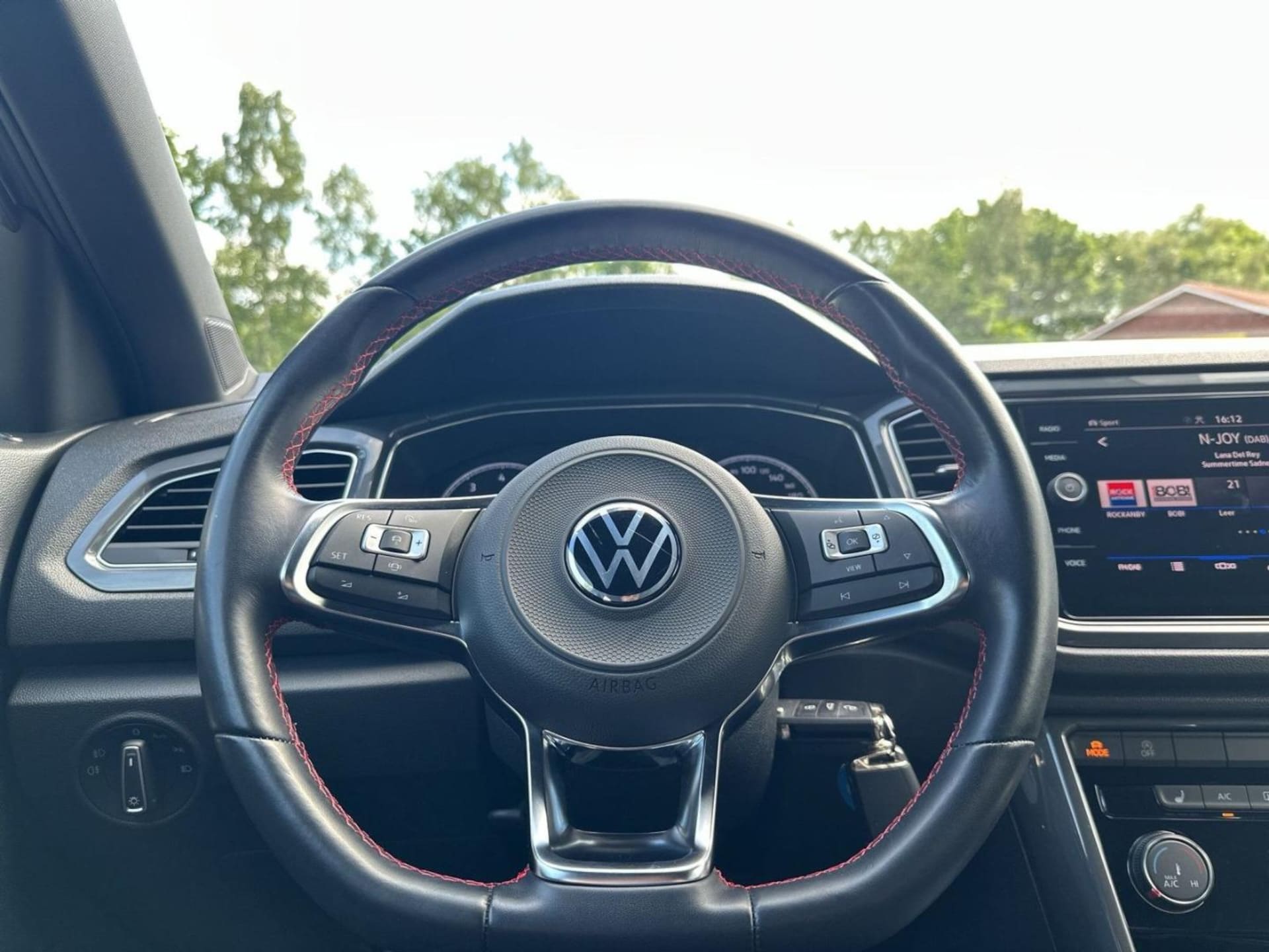 Volkswagen T-Roc Sport