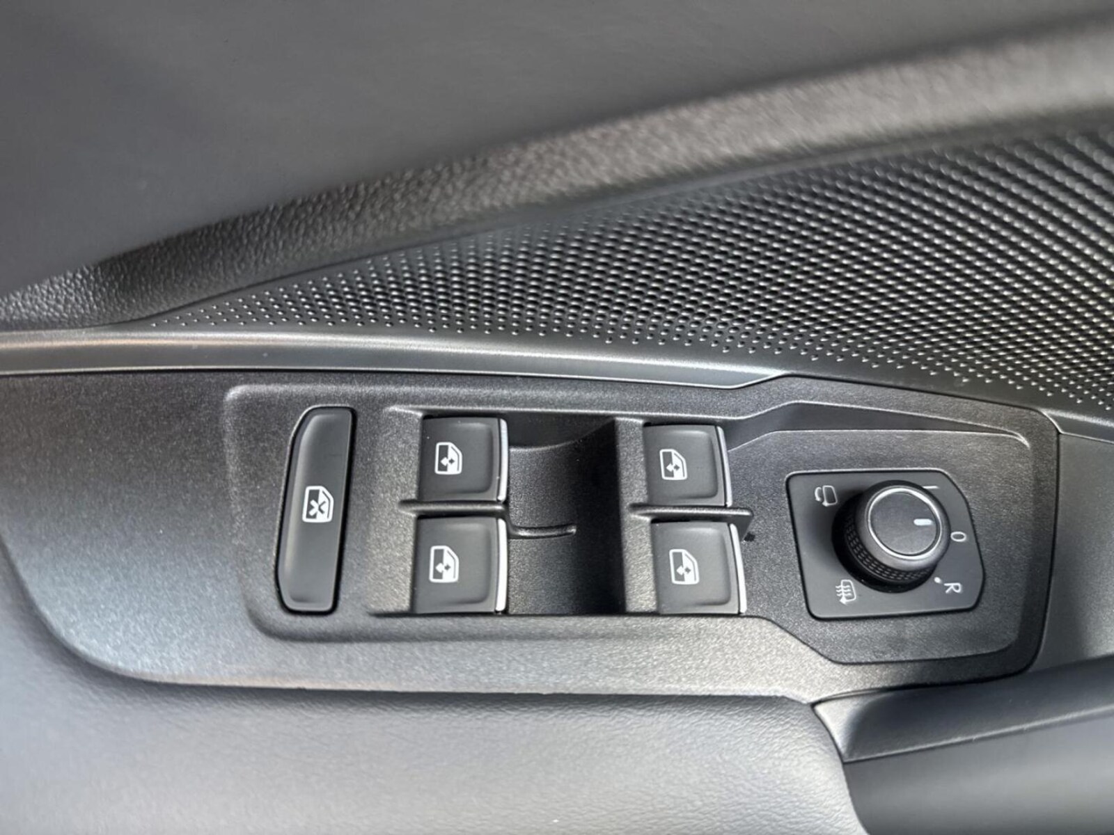 Volkswagen Tiguan – Bild 17