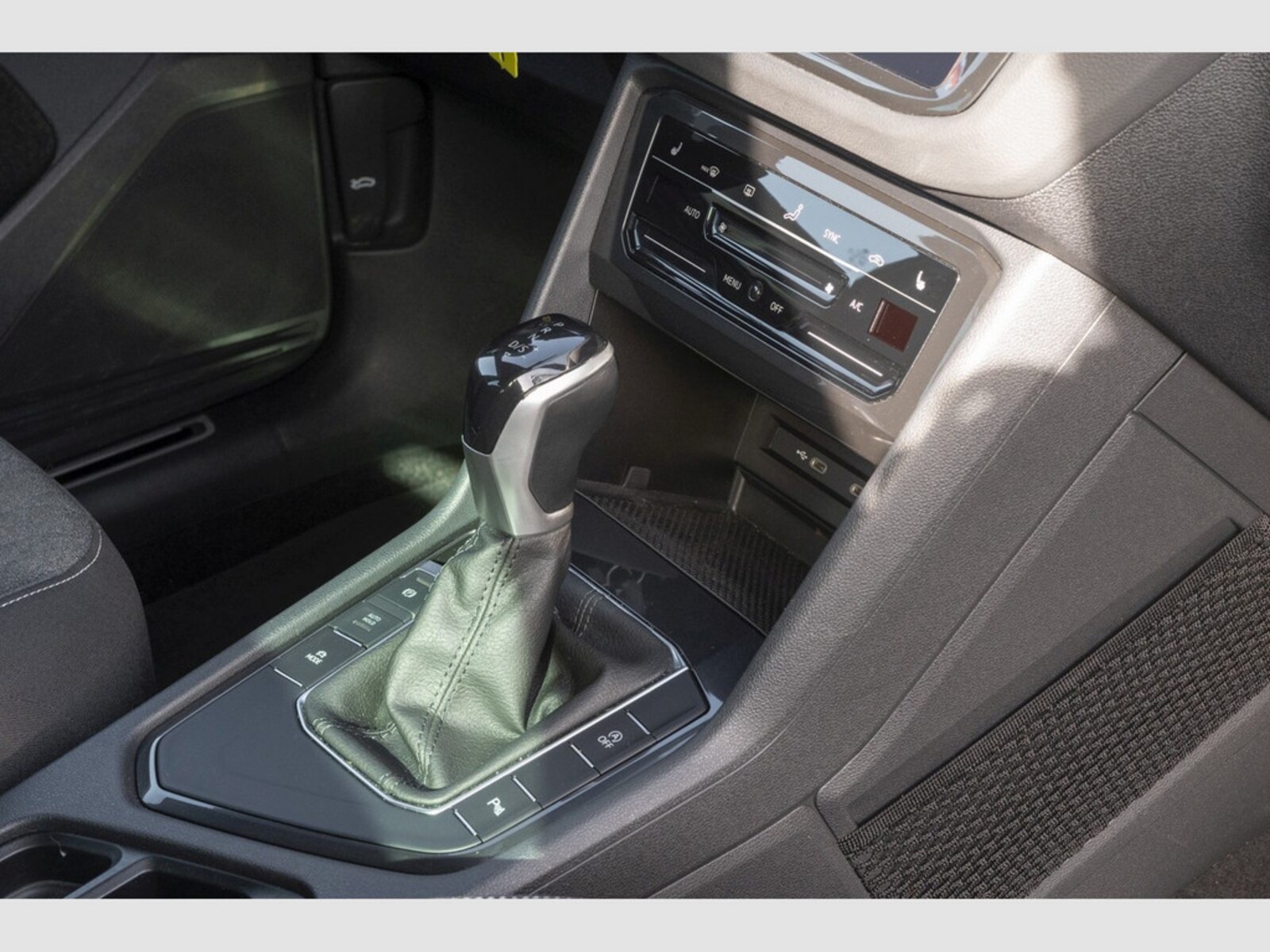 Volkswagen Tiguan – Bild 10