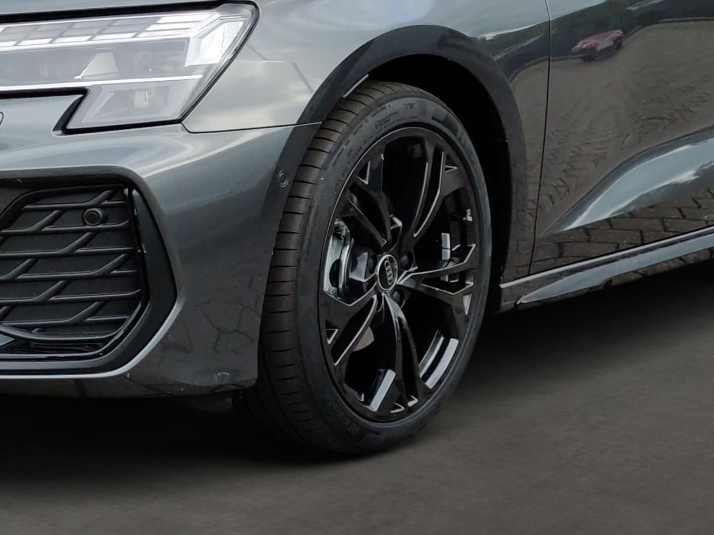 Bild über Audi A3 Sportback TFSI 110 kW S tronic - für weitere Informationen kontaktieren Sie den Audi Partner