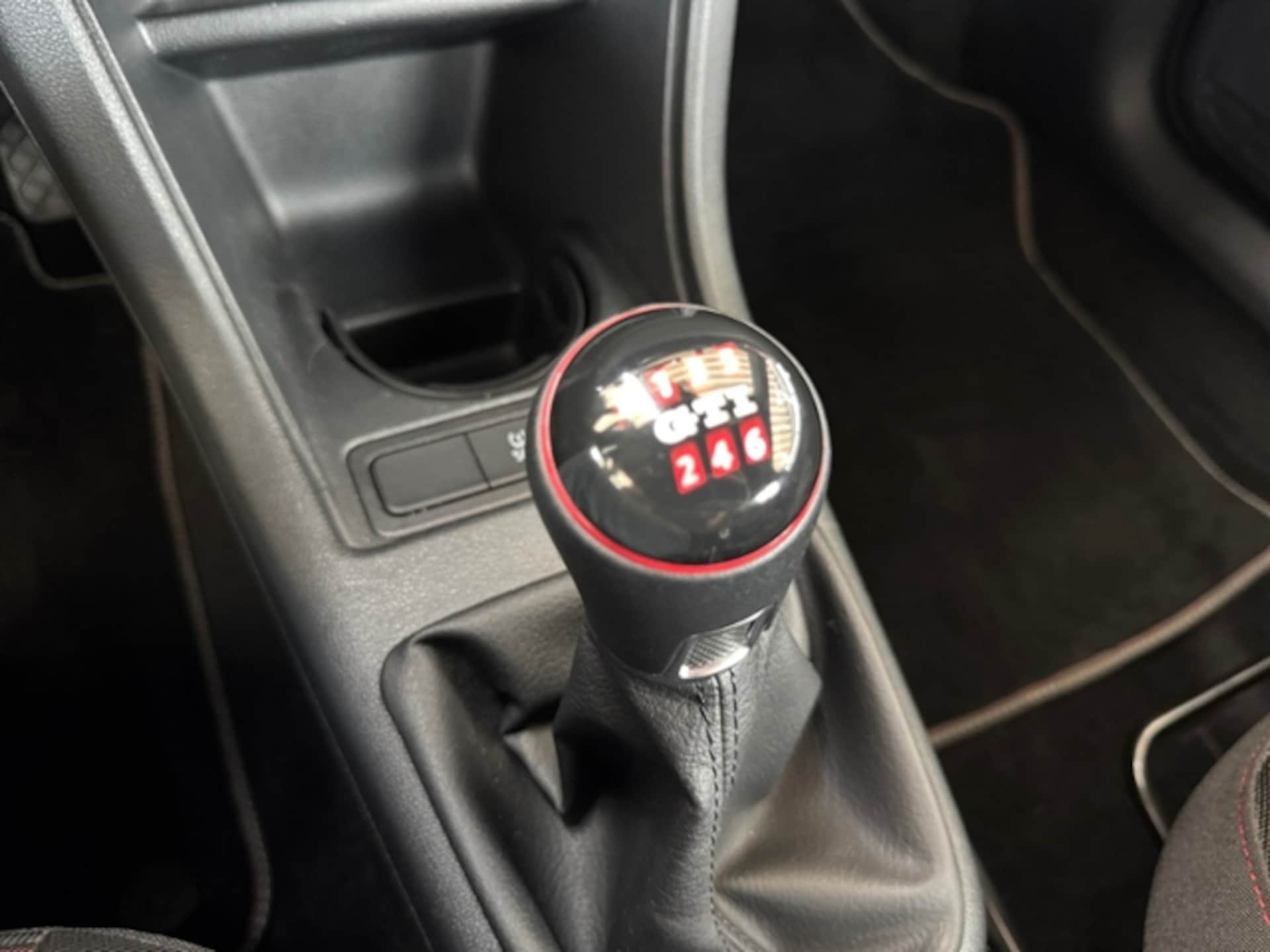 Volkswagen up! GTI
