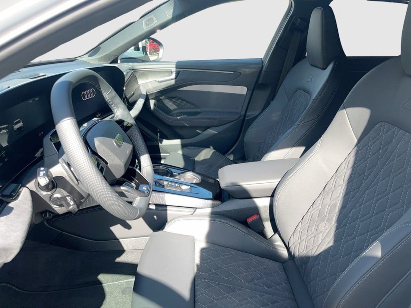 Bild über Audi A6 Avant e-hybrid e-hybrid quattro 270 kW S tronic - für weitere Informationen kontaktieren Sie den Audi Partner